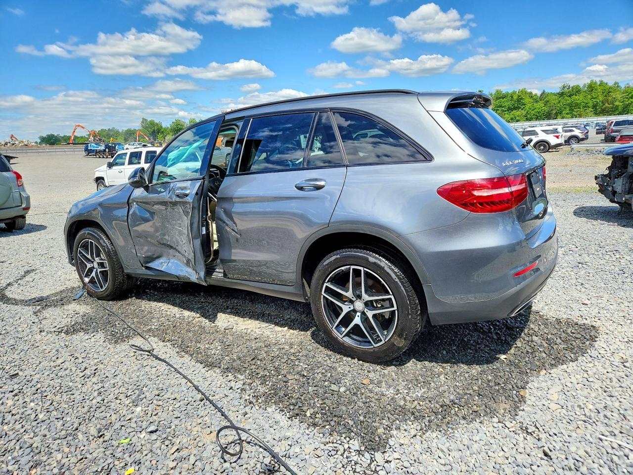 2017 Mercedes-benz Glc 300 4matic Серый vin: WDC0G4KB3HF147787