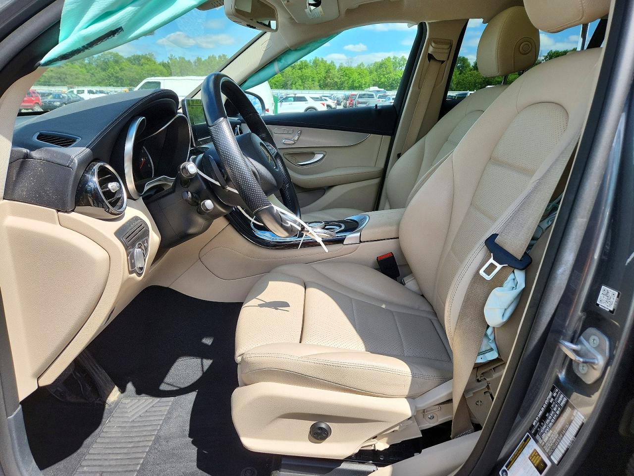 2017 Mercedes-benz Glc 300 4matic Серый vin: WDC0G4KB3HF147787