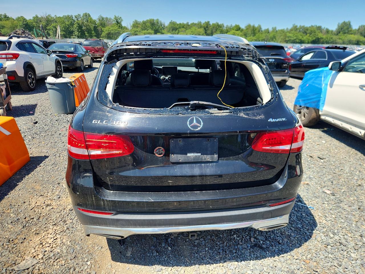 2017 Mercedes-benz Glc 300 4matic Black vin: WDC0G4KB3HF185763