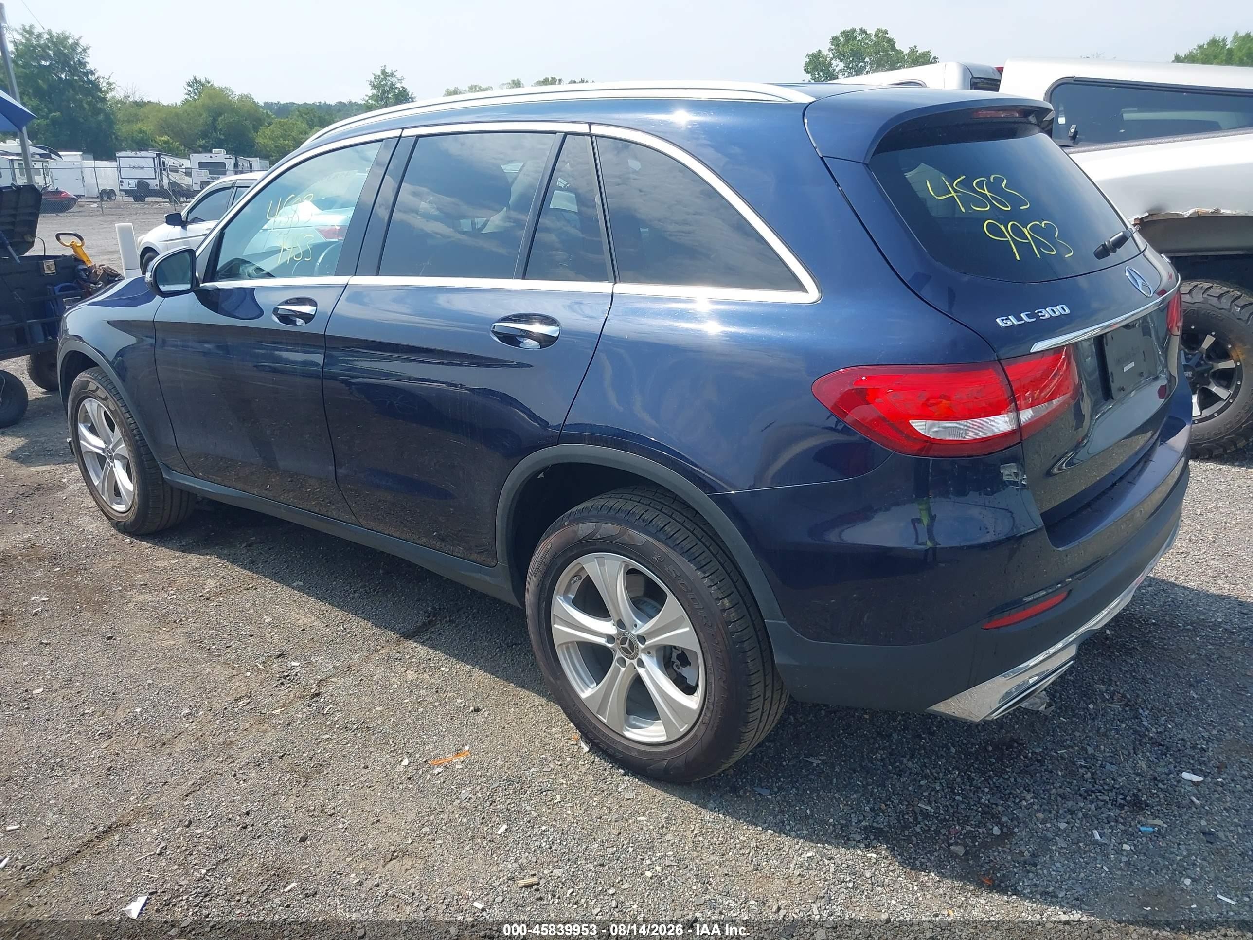 2018 Mercedes-benz Glc 300 4matic Blue vin: WDC0G4KB3JV040704