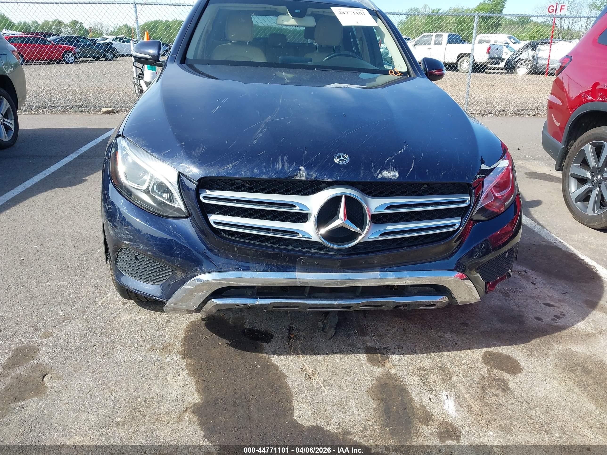 2019 Mercedes-benz Glc 300 4matic Black vin: WDC0G4KB3KF670895