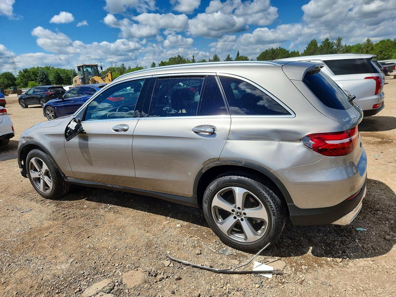 2019 Mercedes-benz Glc 300 4matic Silver vin: WDC0G4KB3KV193570