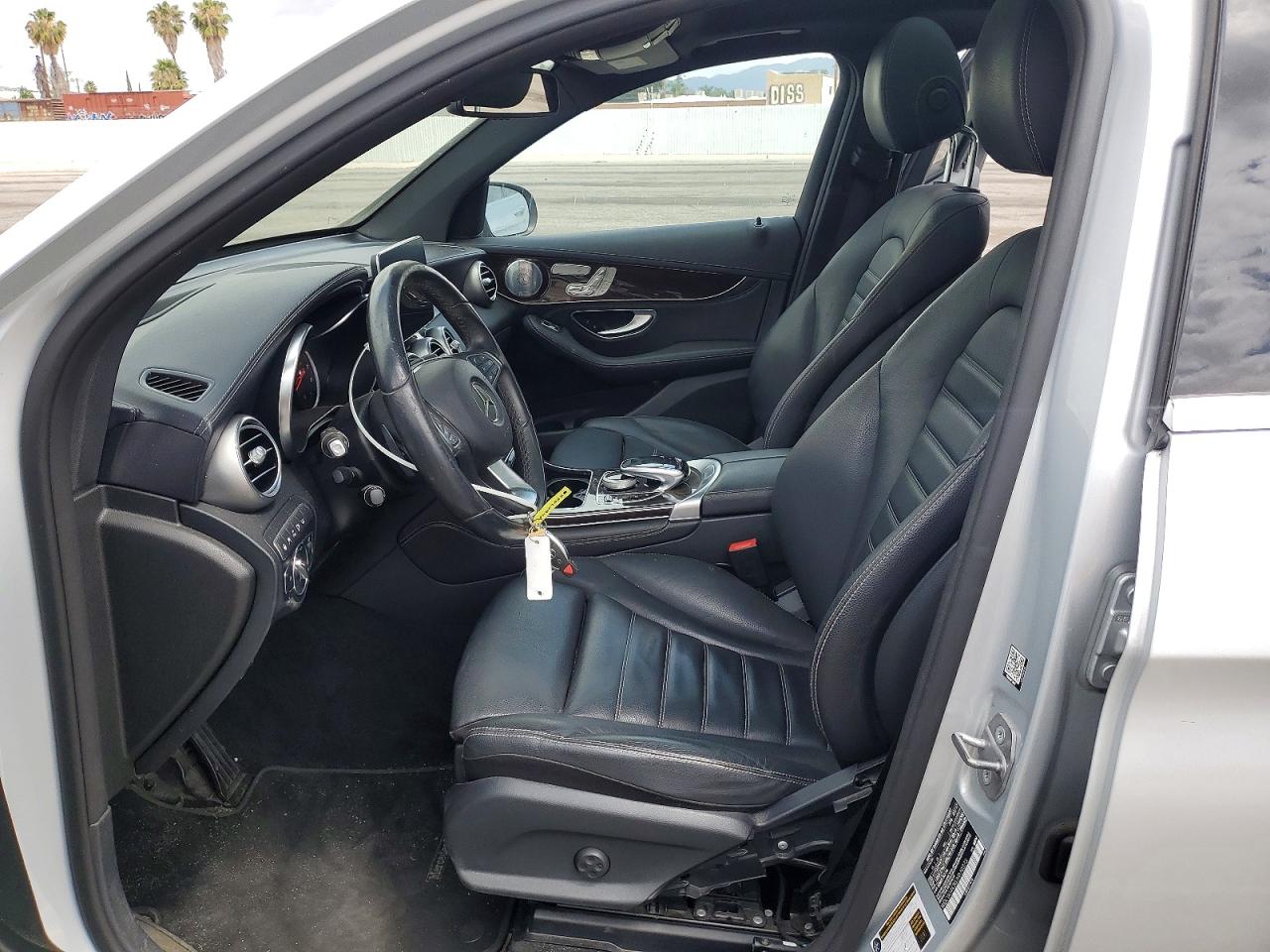 2018 Mercedes-benz Glc 300 4matic Серебряный vin: WDC0G4KB5JV020373