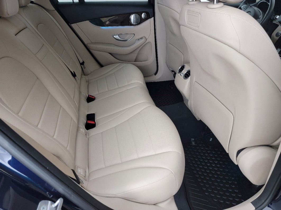 2019 Mercedes-benz Glc Glc 300 Blue vin: WDC0G4KB5KV150879