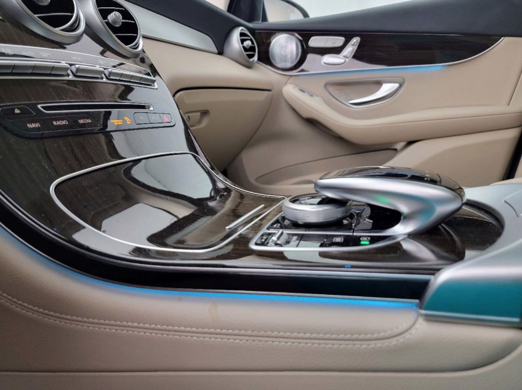 2019 Mercedes-benz Glc Glc 300 Blue vin: WDC0G4KB5KV150879