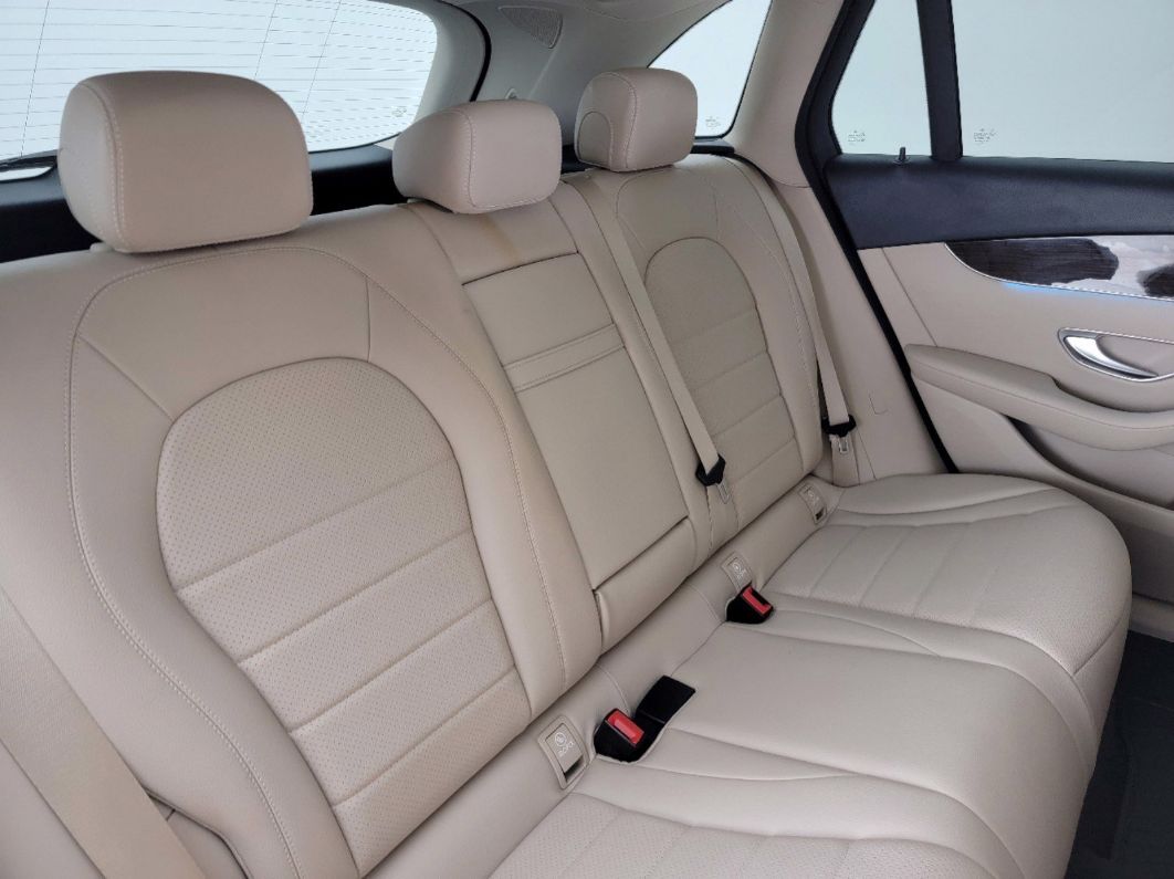2019 Mercedes-benz Glc Glc 300 Blue vin: WDC0G4KB5KV150879