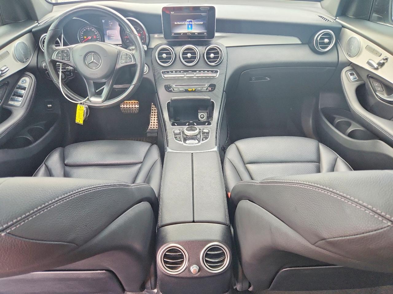 2019 Mercedes-benz Glc 300 4matic White vin: WDC0G4KB6KV181302
