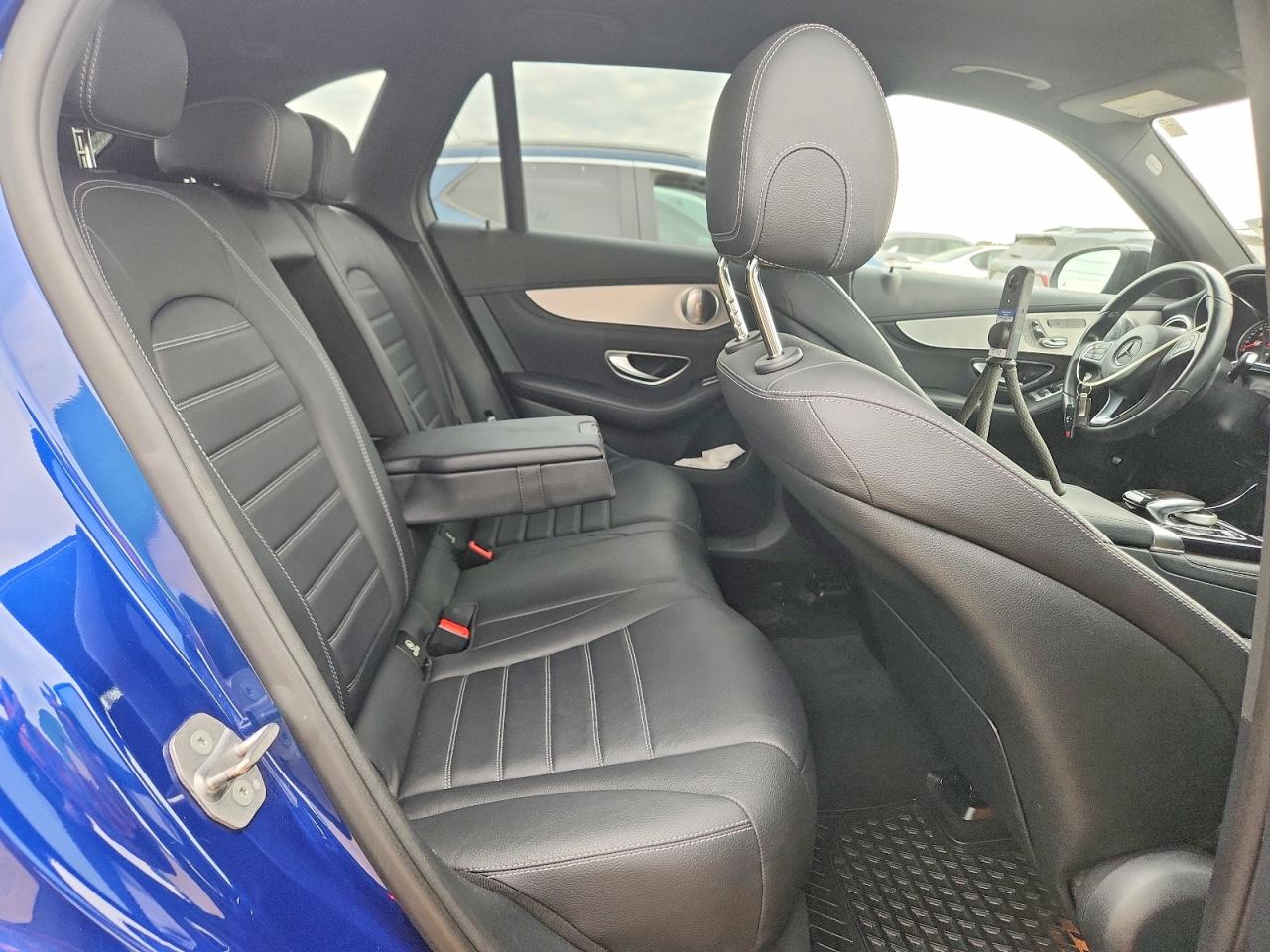 2017 Mercedes-benz Glc 300 4matic Синий vin: WDC0G4KB8HF219647