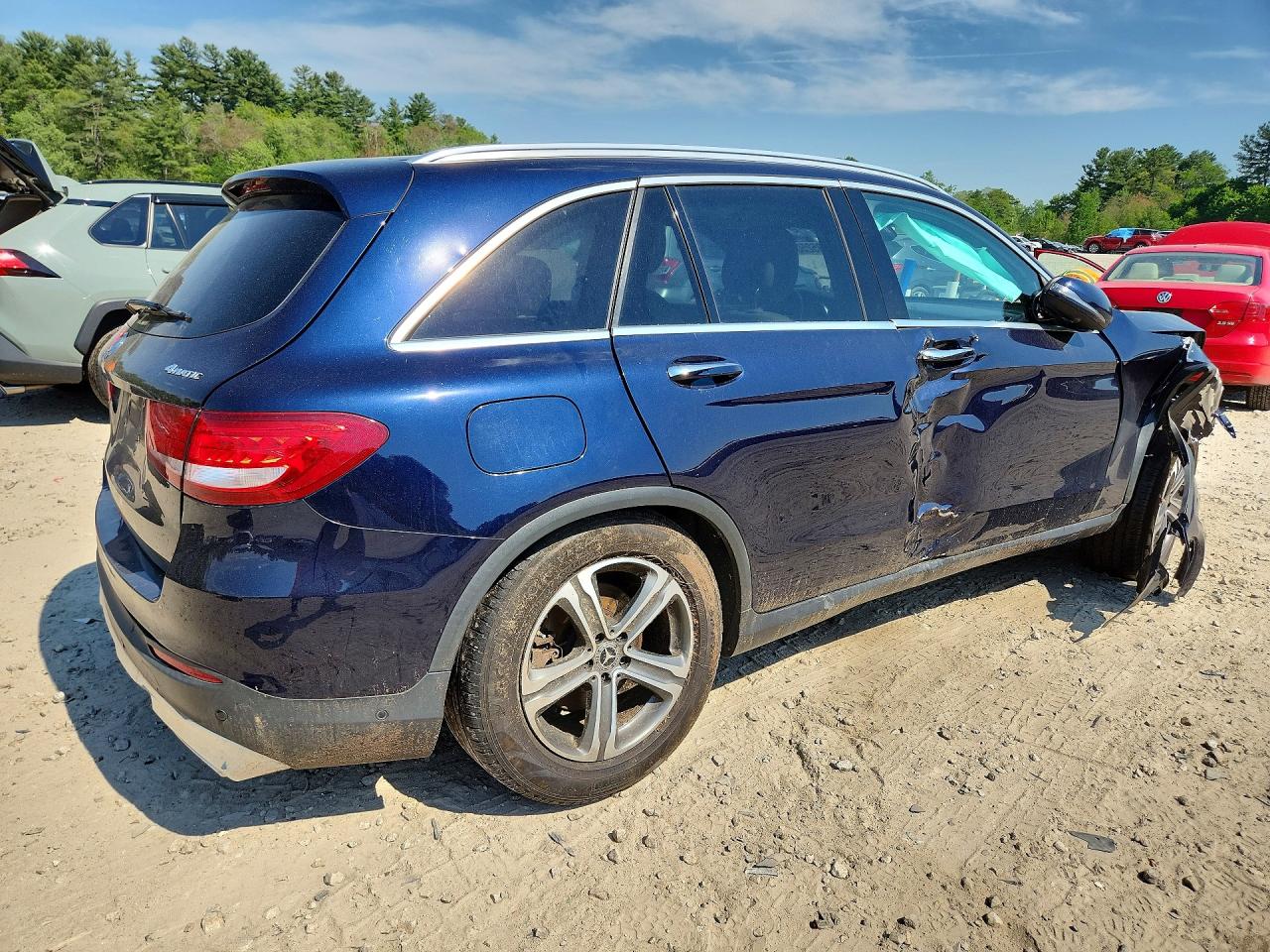 2017 Mercedes-benz Glc 300 4matic Blue vin: WDC0G4KB8HF258738