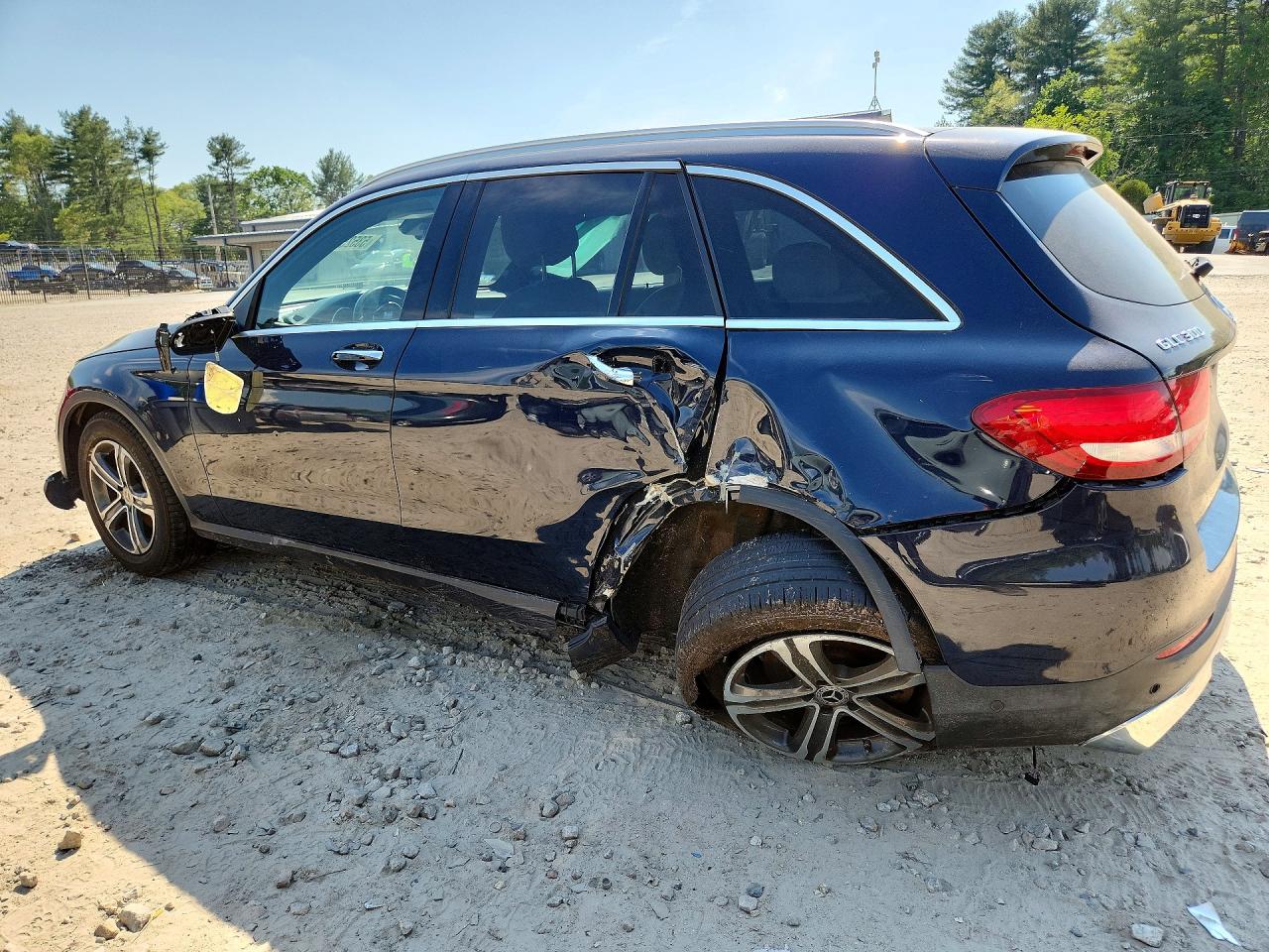 2017 Mercedes-benz Glc 300 4matic Blue vin: WDC0G4KB8HF258738