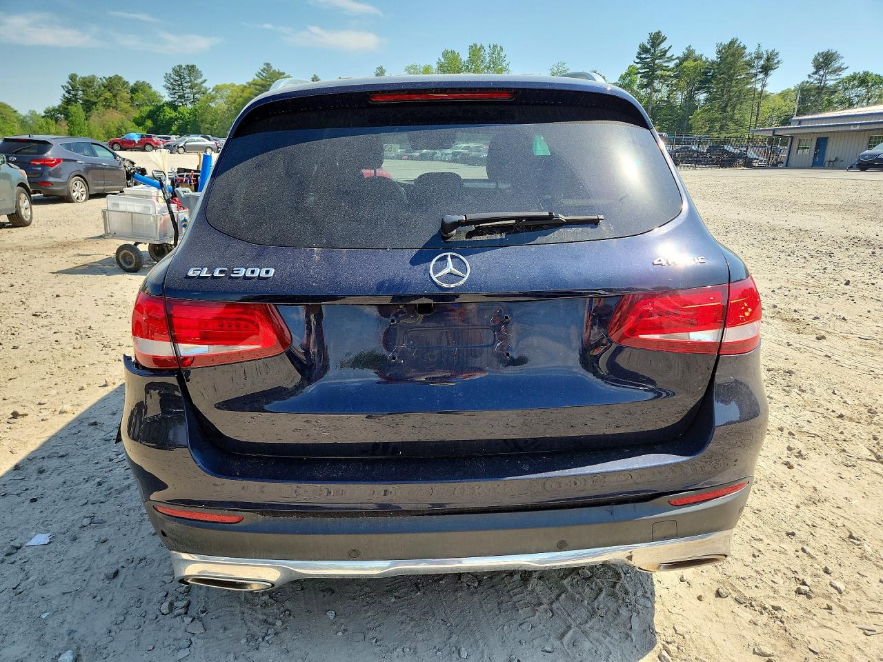 2017 Mercedes-benz Glc 300 4matic Blue vin: WDC0G4KB8HF258738
