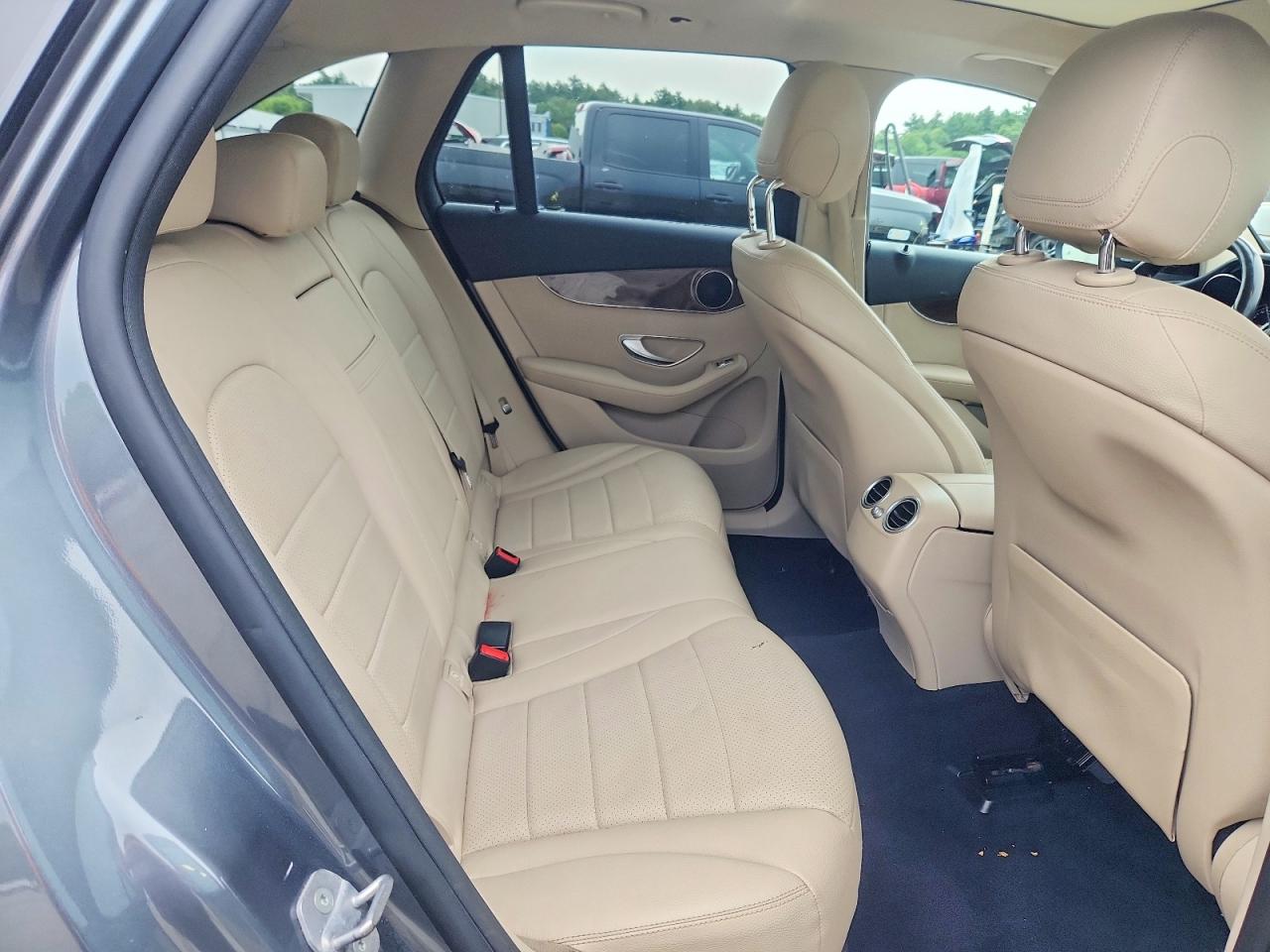 2018 Mercedes-benz Glc 300 4matic Gray vin: WDC0G4KB8JV019427