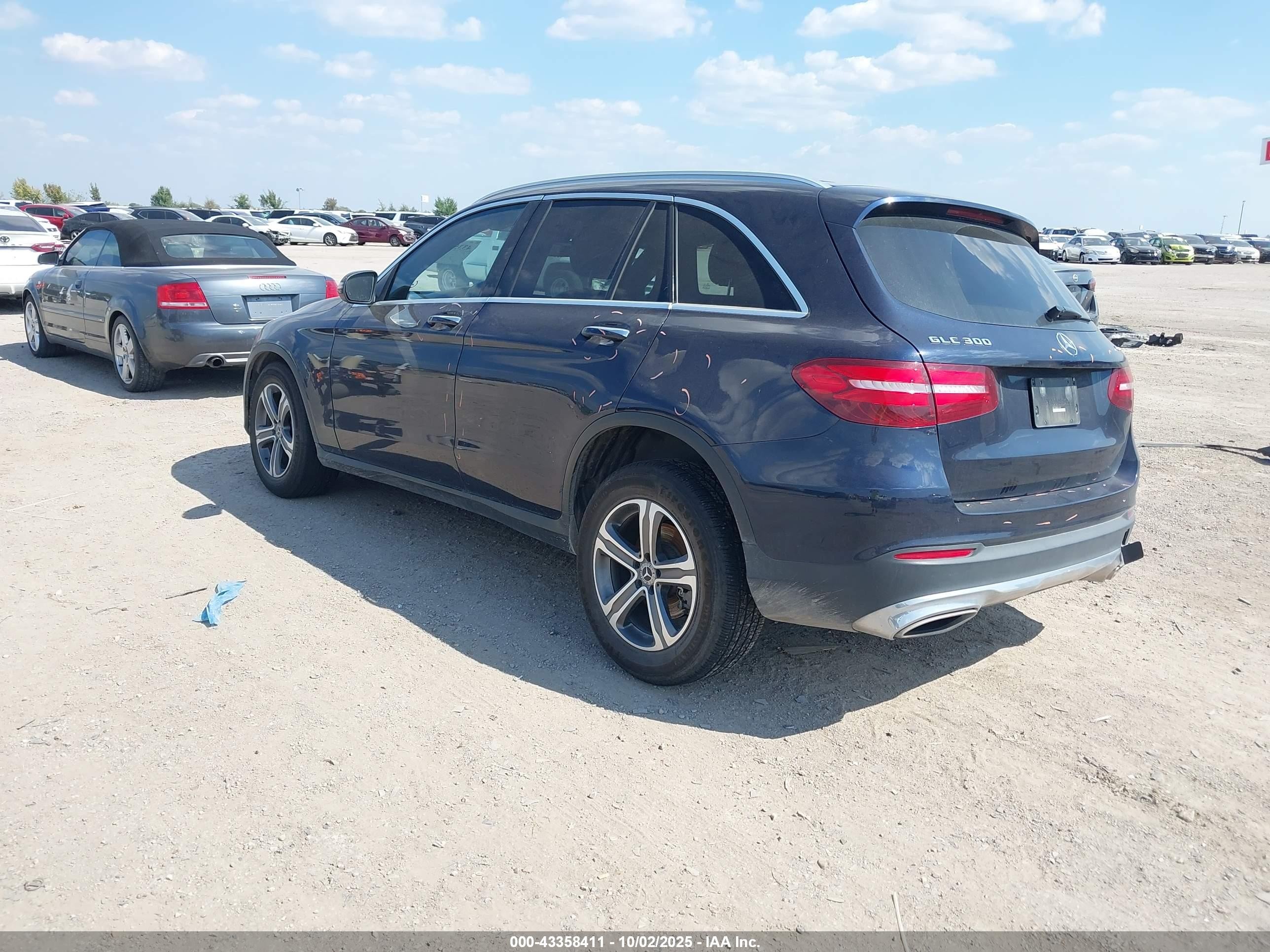 2018 Mercedes-benz Glc 300 4matic Dark Blue vin: WDC0G4KB8JV041167