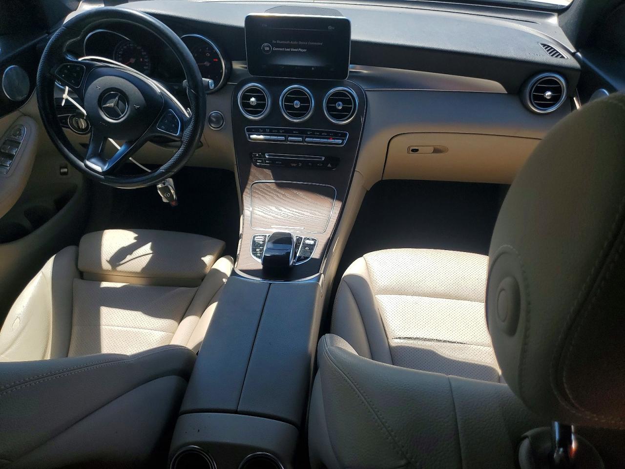 2018 Mercedes-benz Glc 300 4matic White vin: WDC0G4KB9JV112067