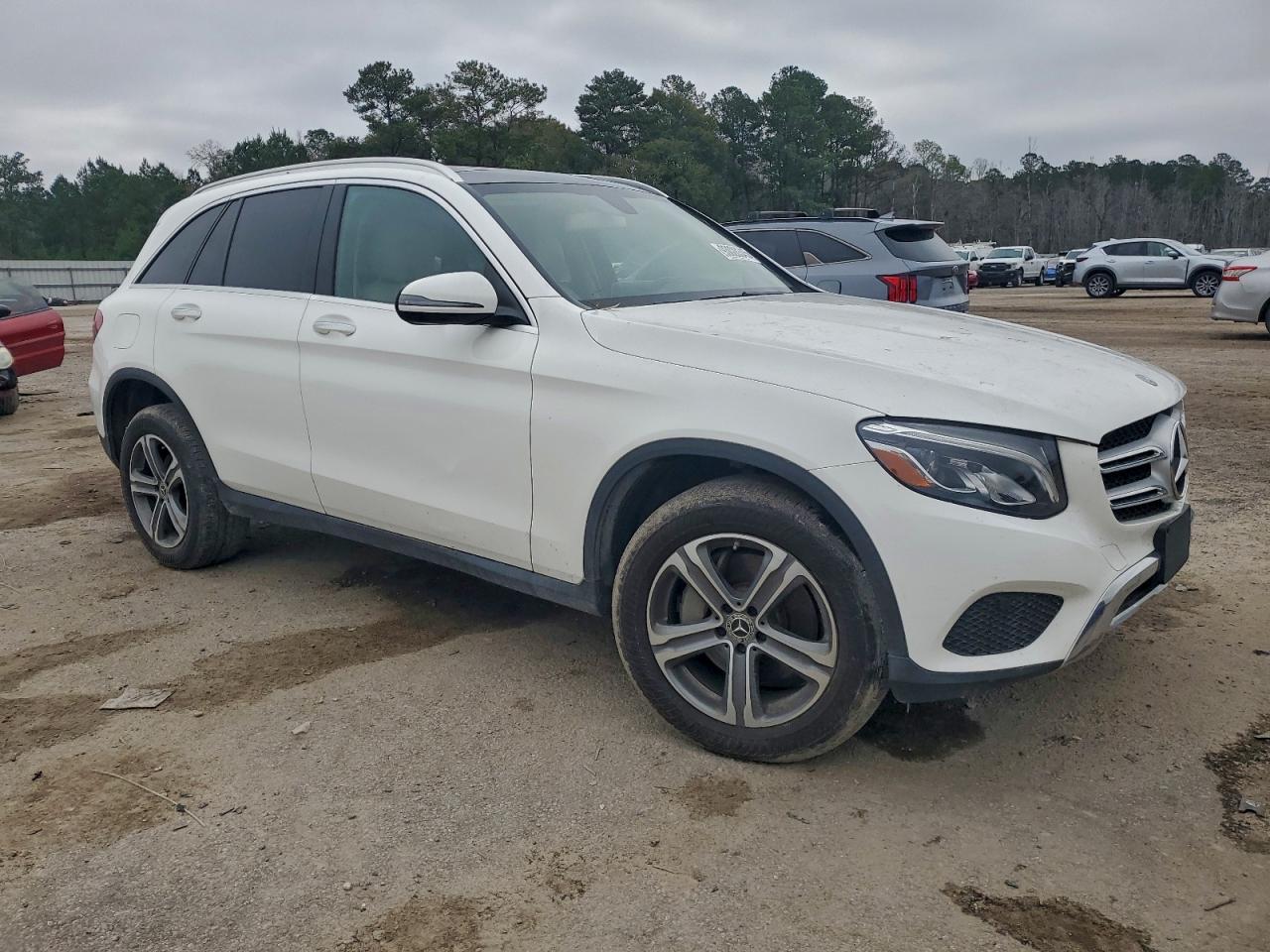 2019 Mercedes-benz Glc 300 4matic White vin: WDC0G4KB9KF566900