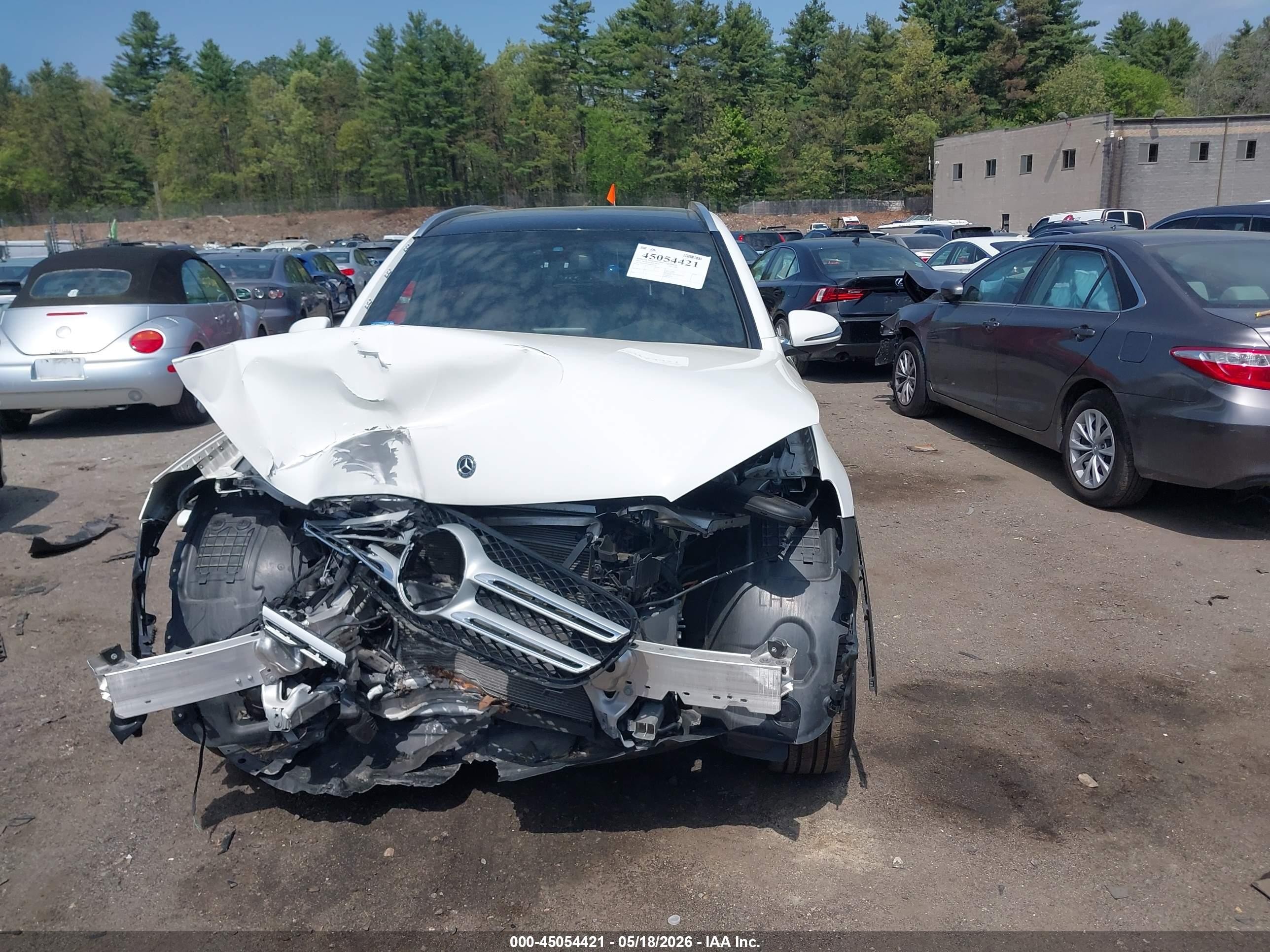 2019 Mercedes-benz Glc 300 4matic White vin: WDC0G4KBXKF669629