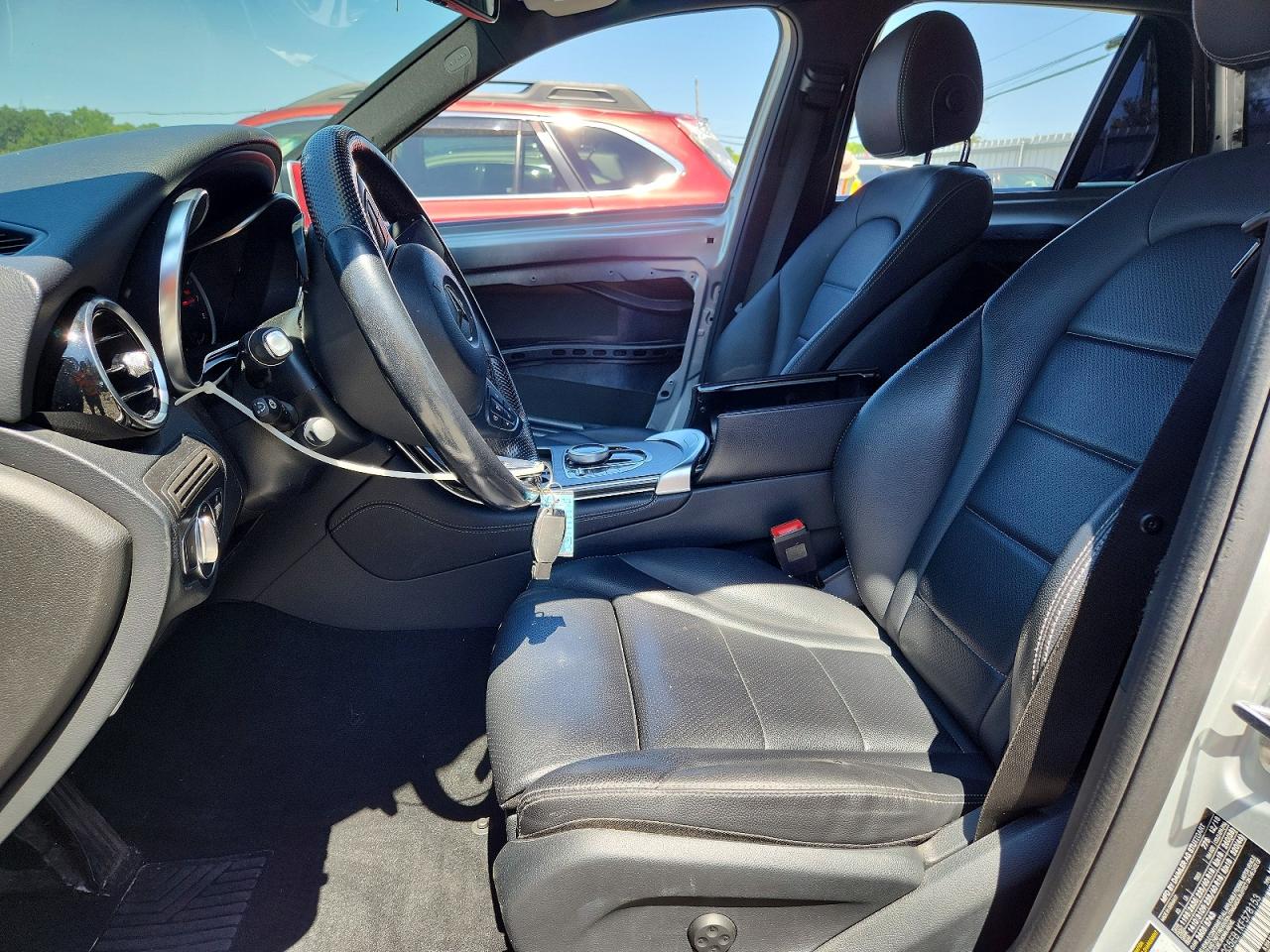 2019 Mercedes-benz Glc 350e Silver vin: WDC0G5EB1KF578153