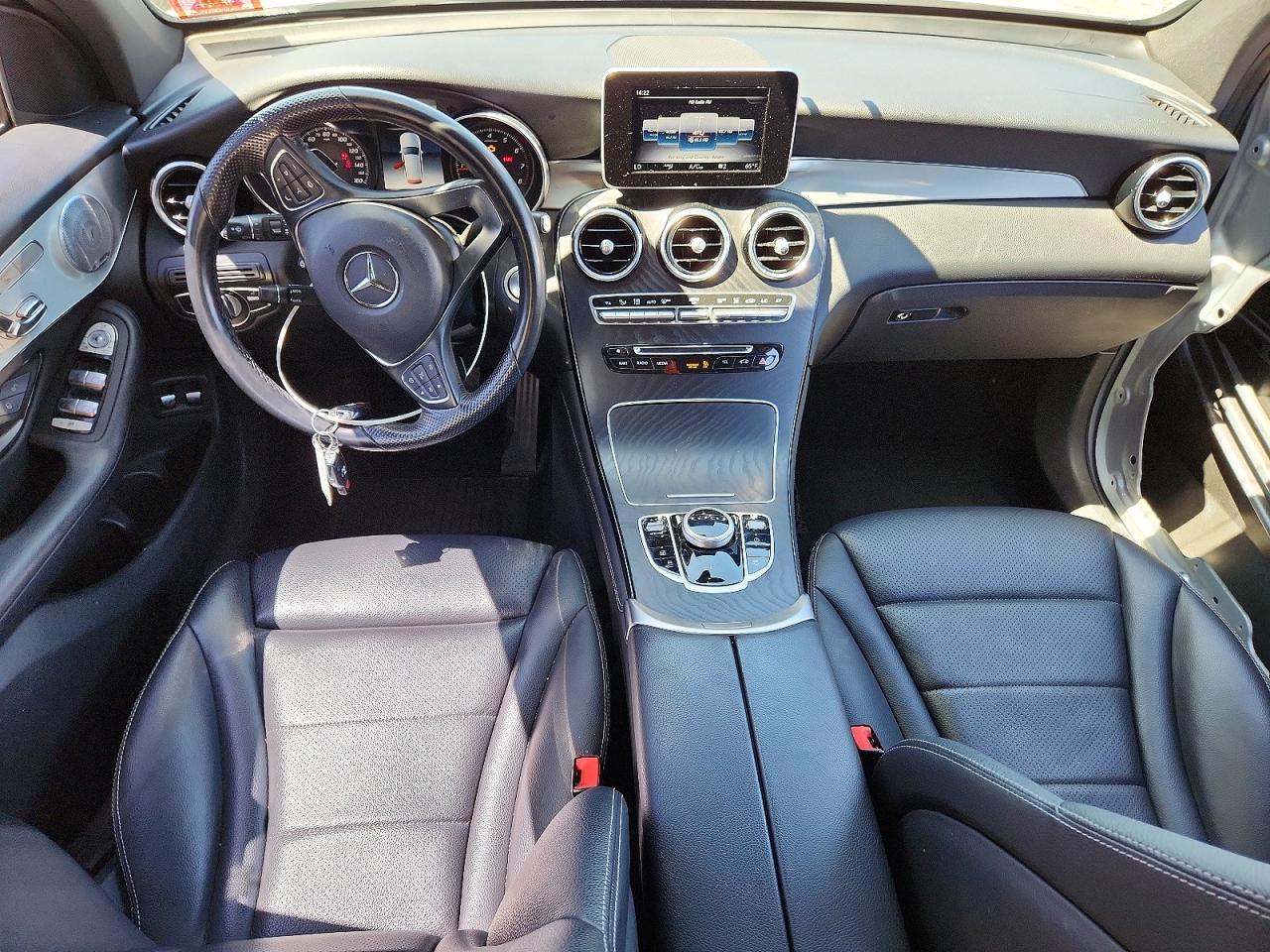 2019 Mercedes-benz Glc 350e Silver vin: WDC0G5EB1KF578153