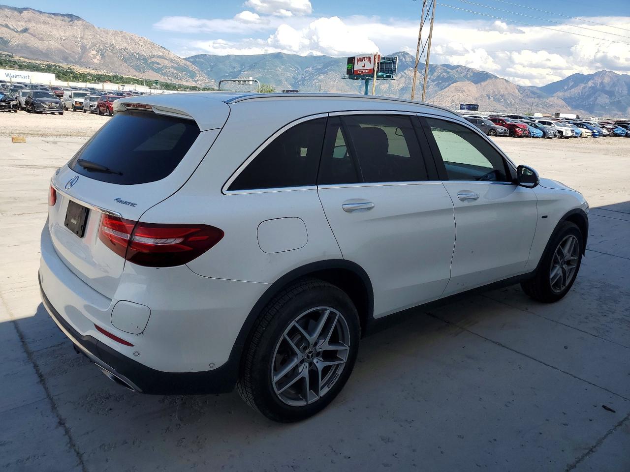 2019 Mercedes-benz Glc 350e White vin: WDC0G5EB9KF596366