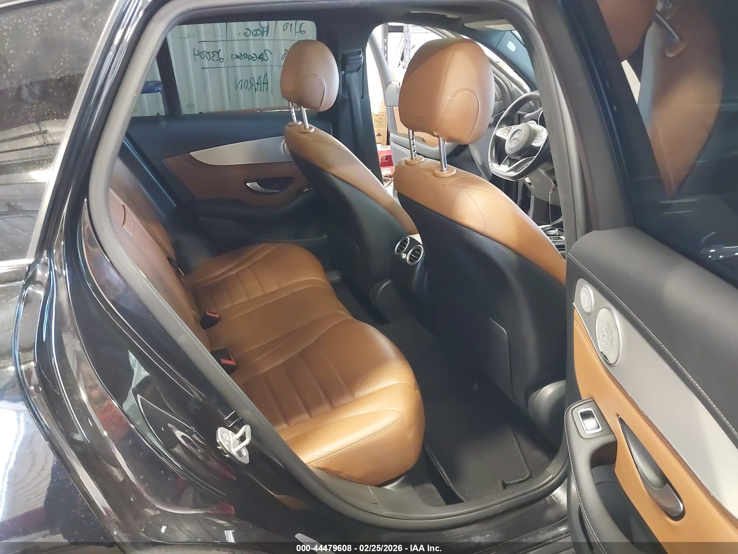 2019 Mercedes-benz Amg Glc 43 4matic Черный vin: WDC0G6EB1KF523532