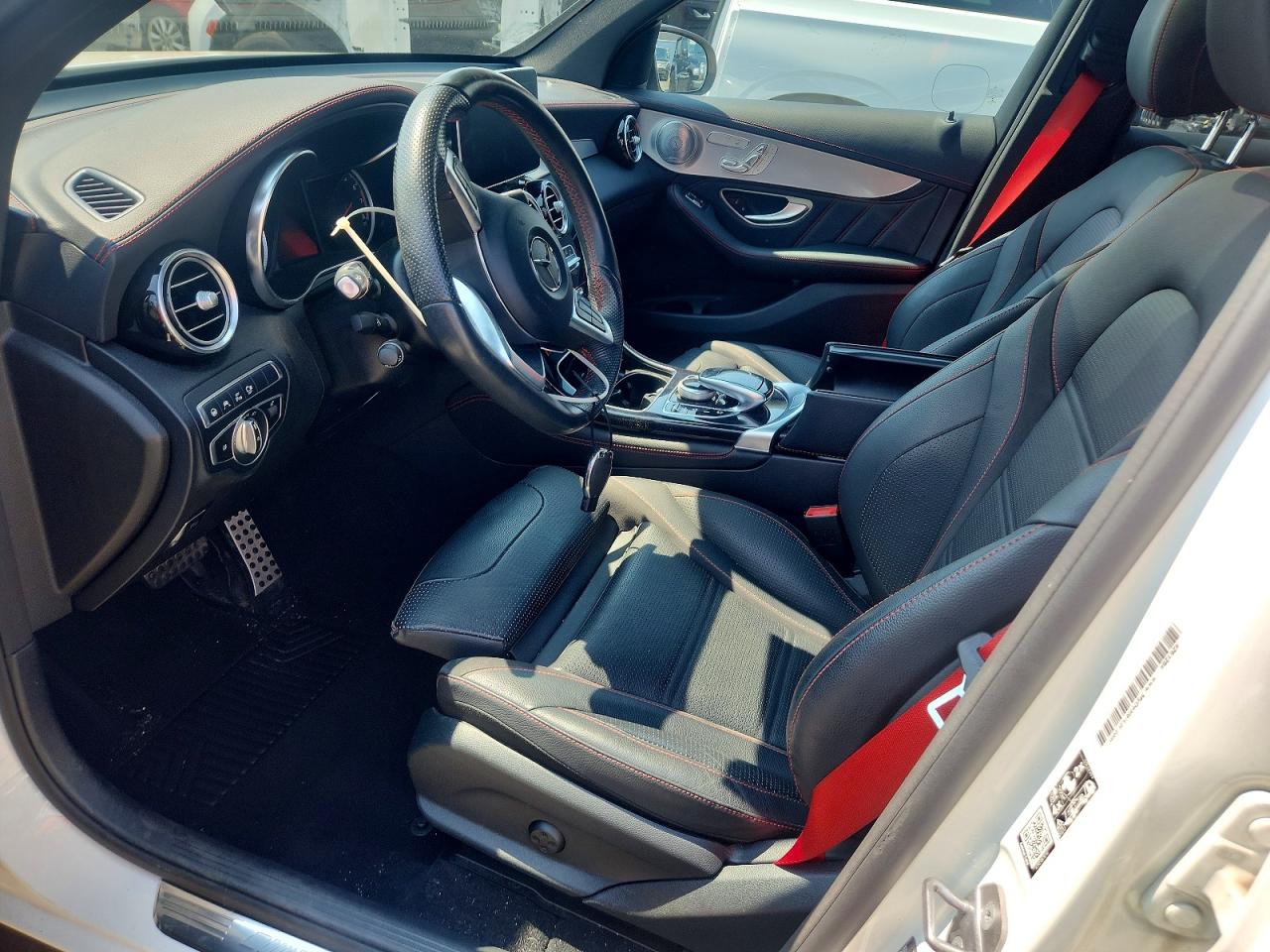 2018 Mercedes-benz Glc 43 4matic Amg Белый vin: WDC0G6EB2JF397096