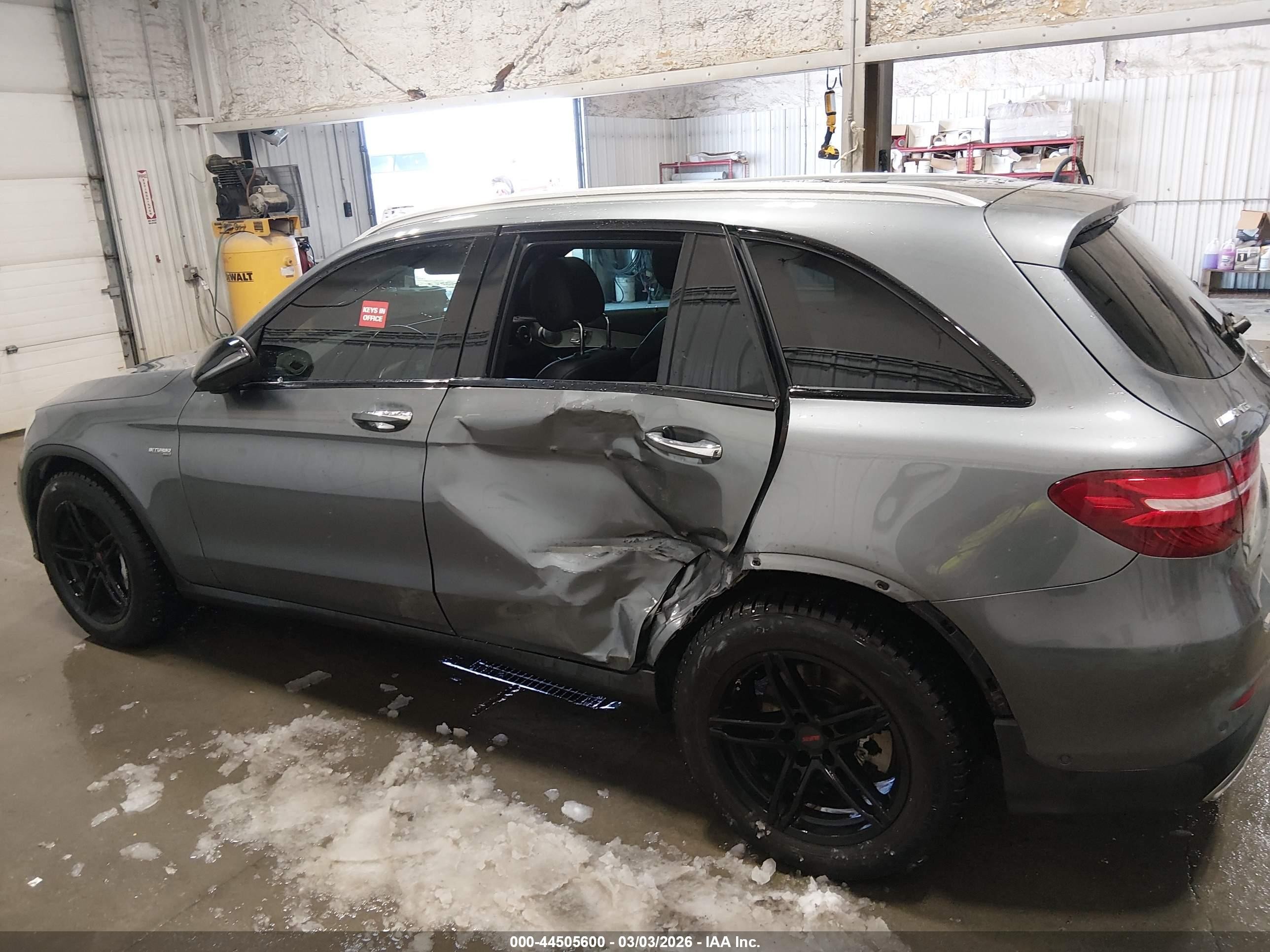 2018 Mercedes-benz Amg Glc 43 4matic Серый vin: WDC0G6EB4JV025586