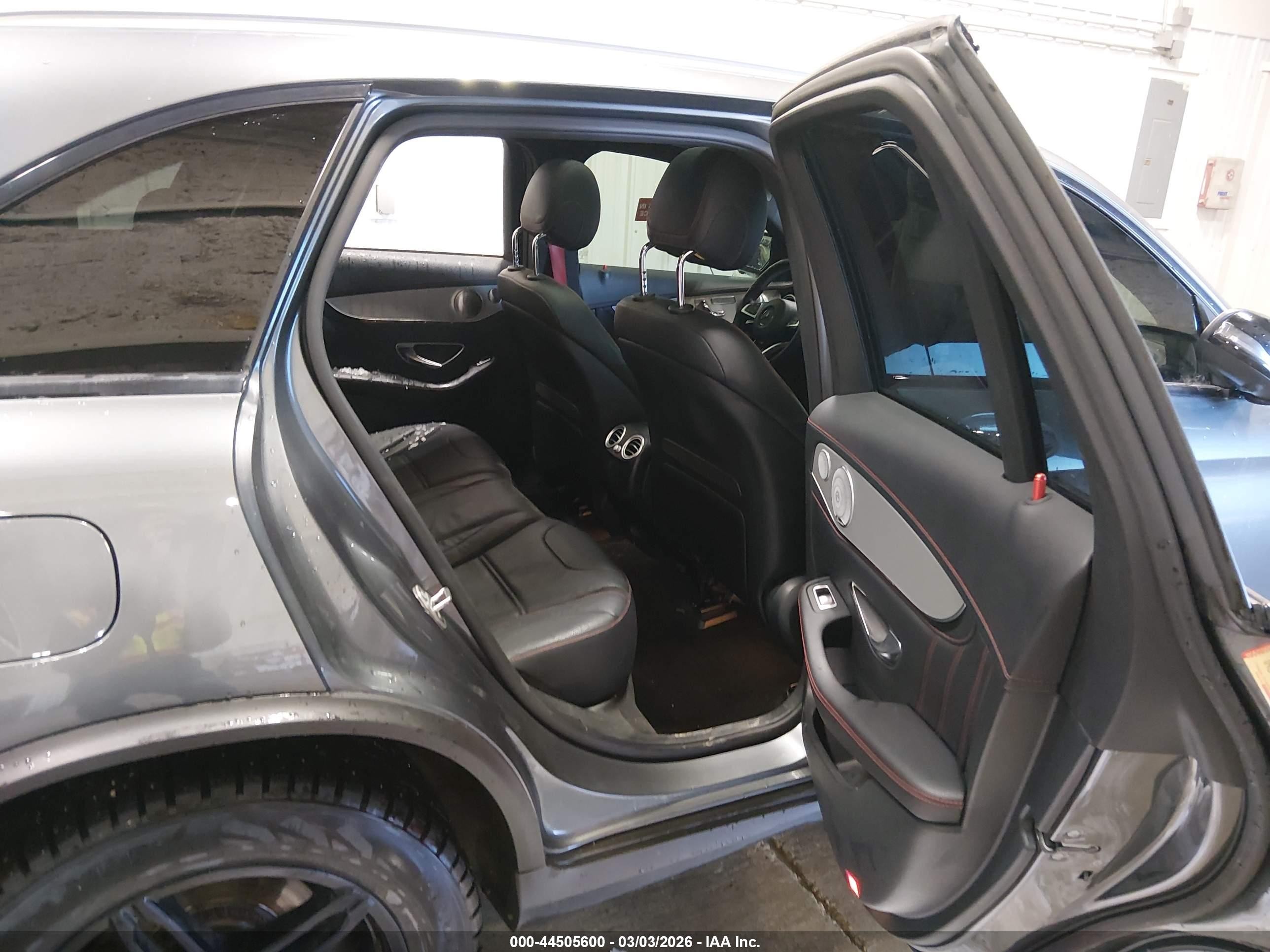 2018 Mercedes-benz Amg Glc 43 4matic Серый vin: WDC0G6EB4JV025586