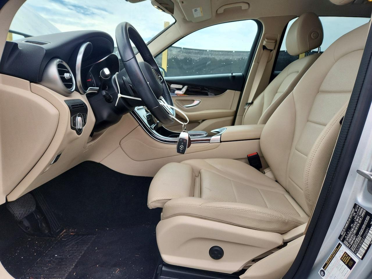 2020 Mercedes-benz Glc 300 Silver vin: WDC0G8DB0LF700991