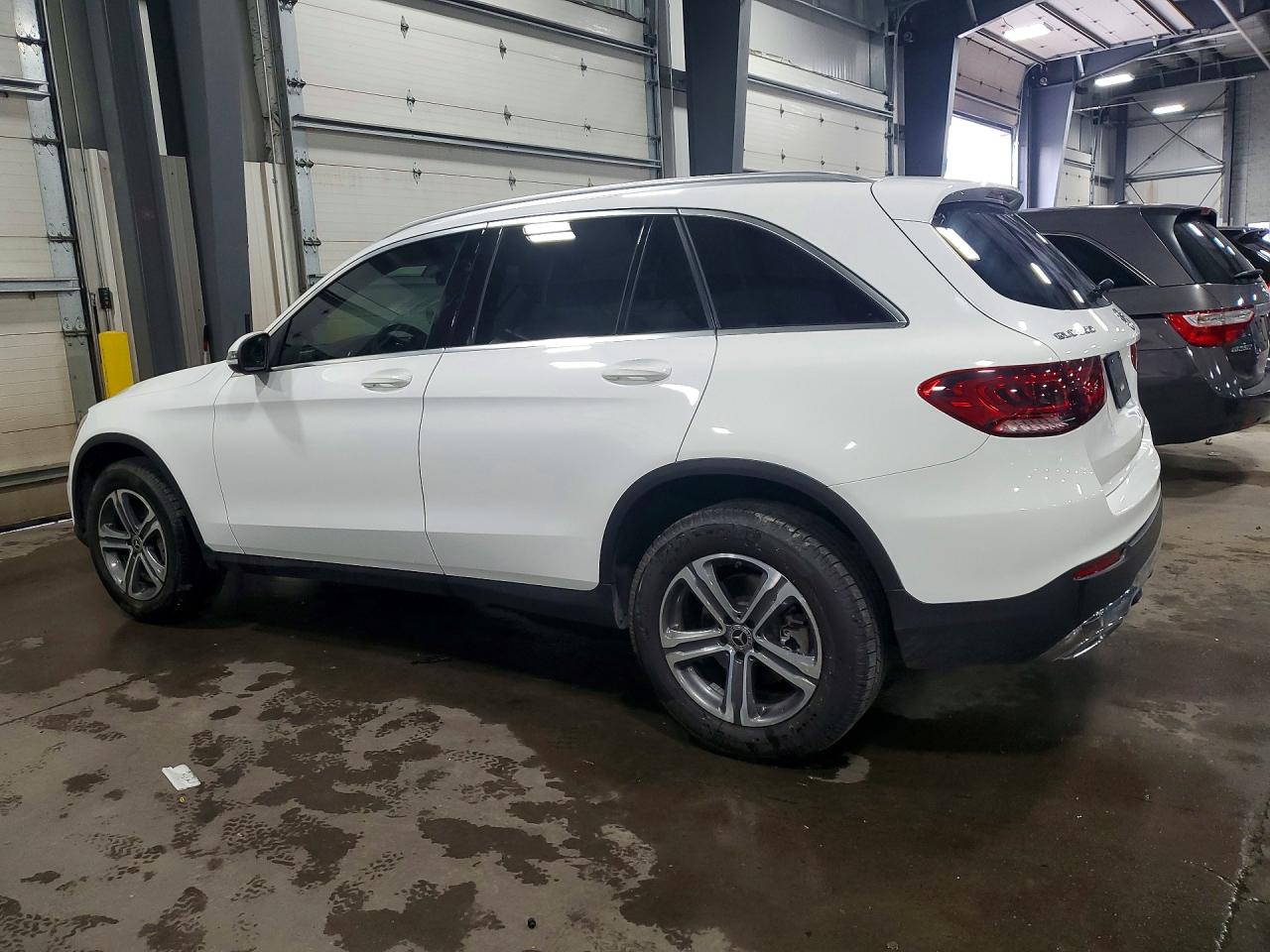 2020 Mercedes-benz Glc 300 White vin: WDC0G8DB8LF692686