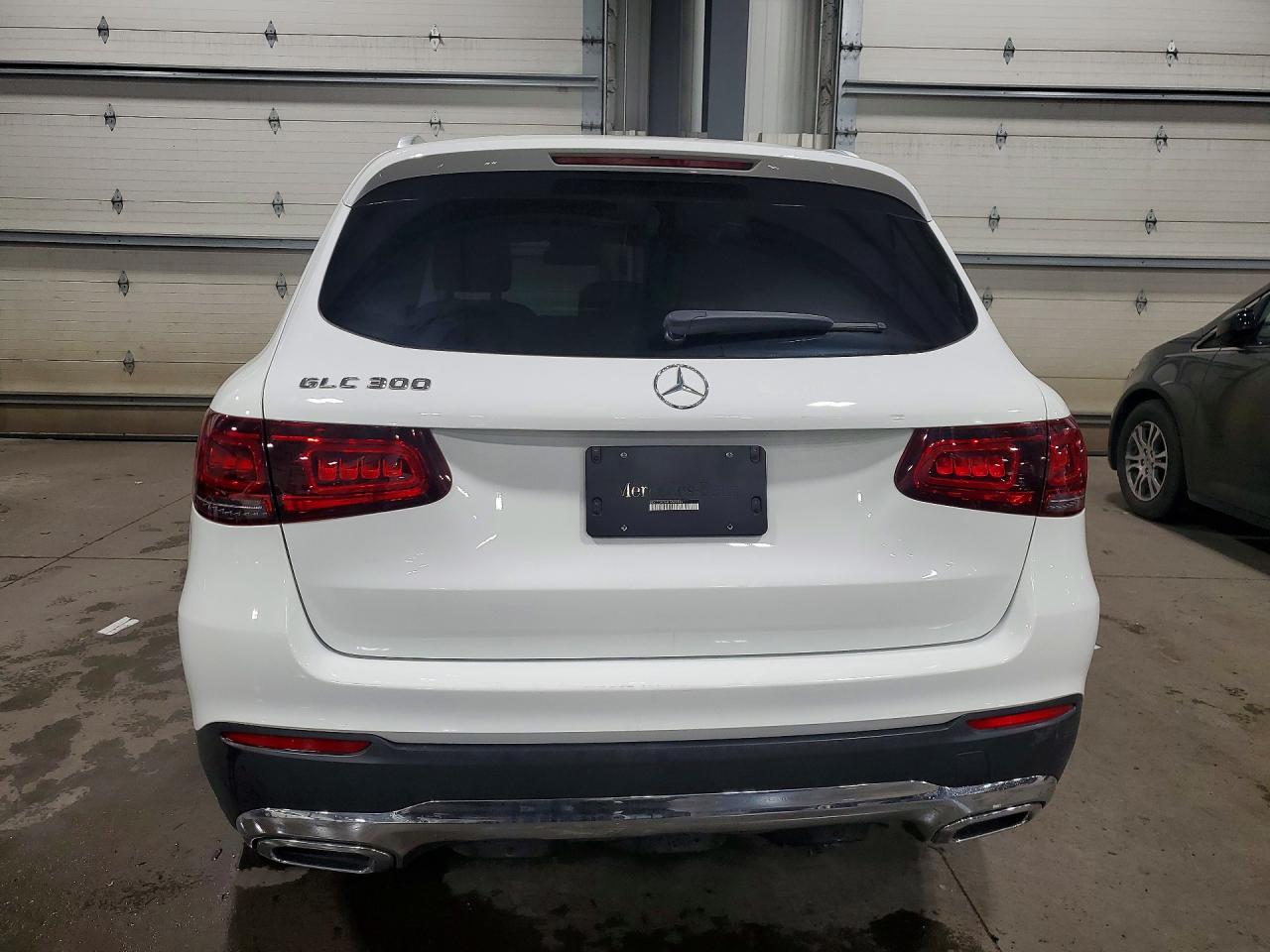 2020 Mercedes-benz Glc 300 White vin: WDC0G8DB8LF692686