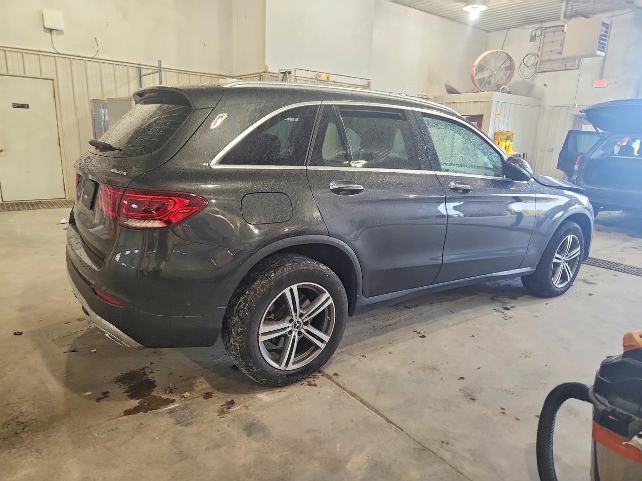 2020 Mercedes-benz Glc 300 Gray vin: WDC0G8EB5LF687735