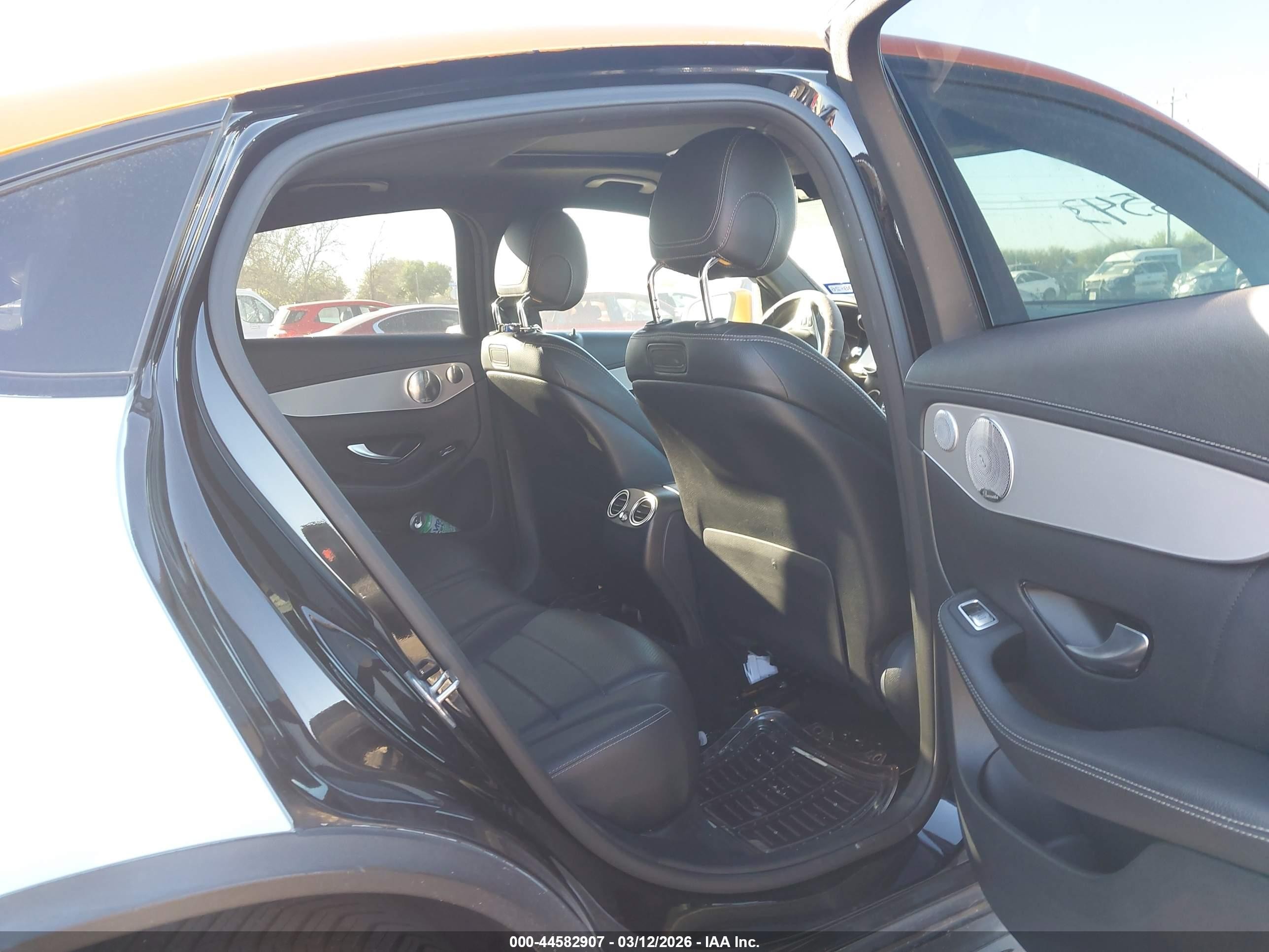 2019 Mercedes-benz Glc 300 Coupe 4matic Light Blue vin: WDC0J4KB1KF516543