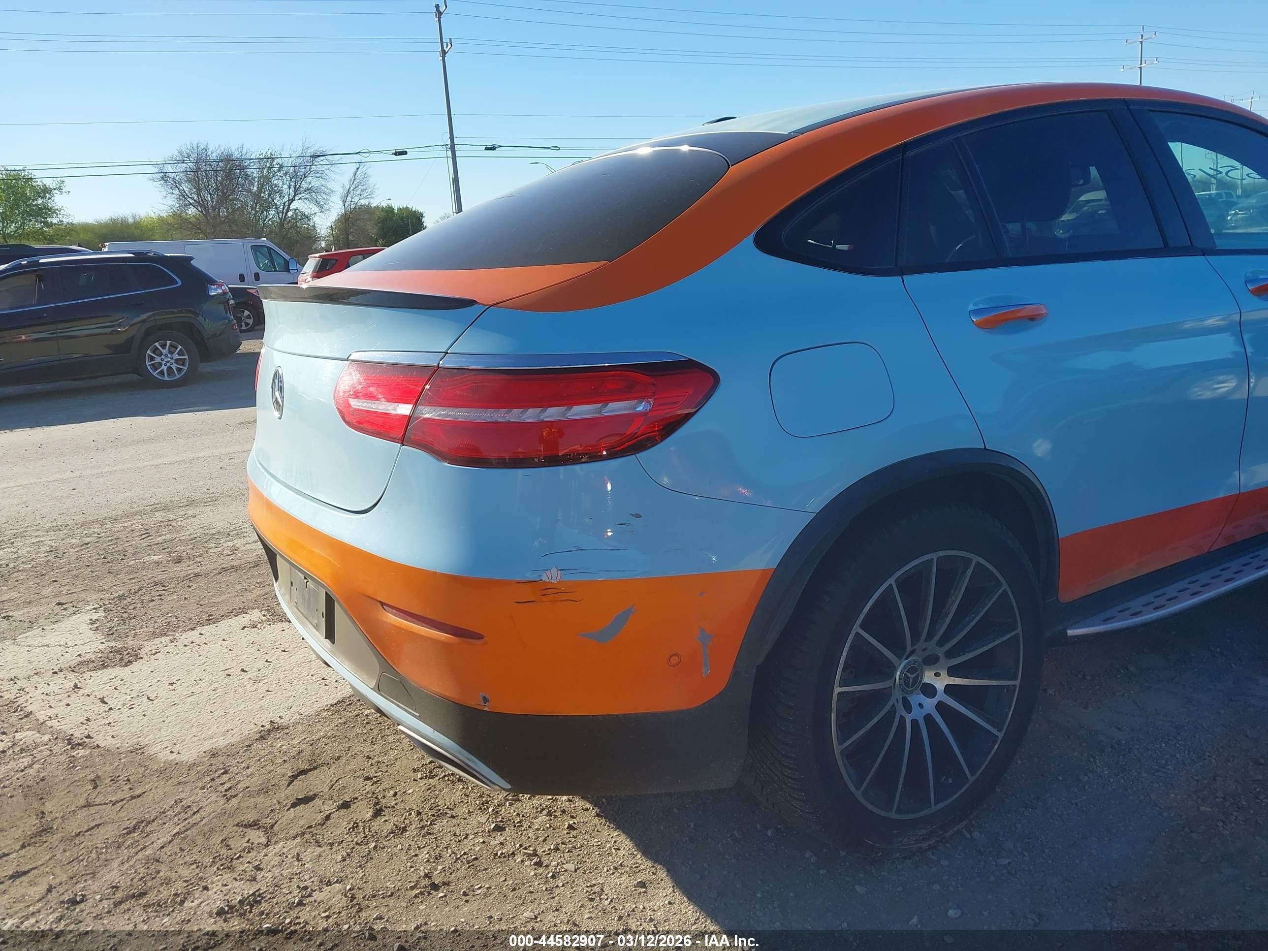 2019 Mercedes-benz Glc 300 Coupe 4matic Light Blue vin: WDC0J4KB1KF516543
