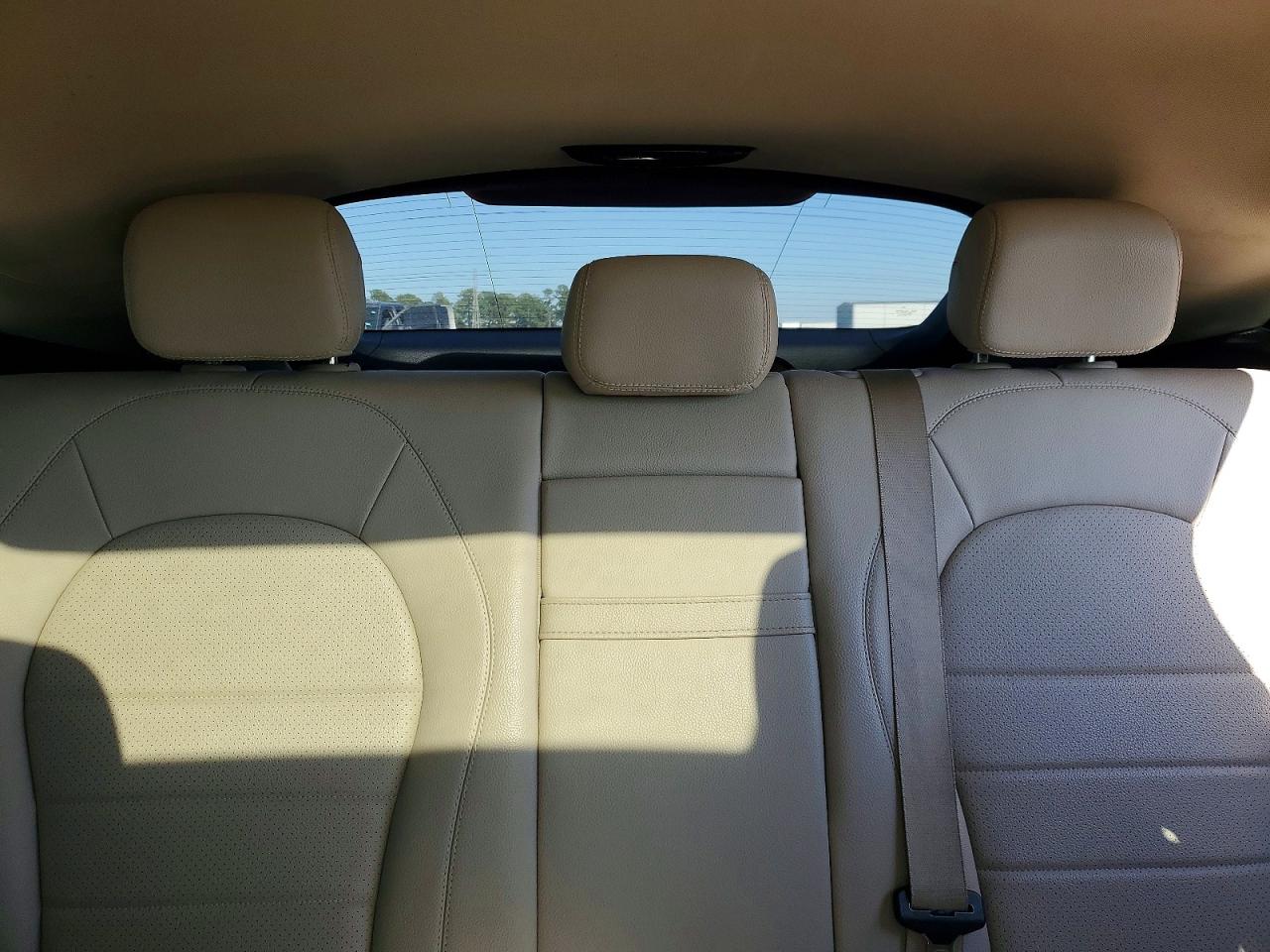 2017 Mercedes-benz Glc Coupe 300 4matic Blue vin: WDC0J4KB5HF152779