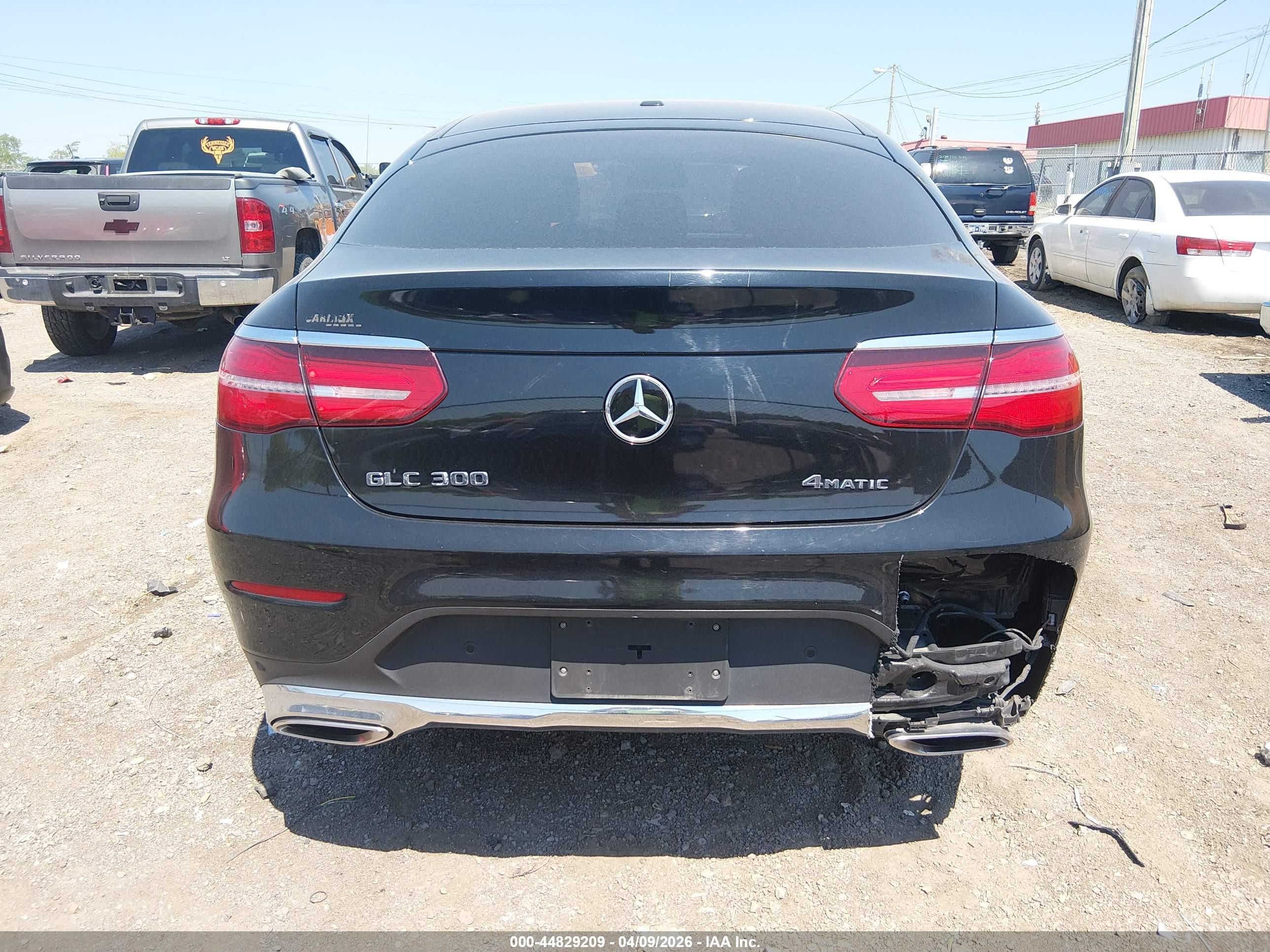 2017 Mercedes-benz Glc 300 Coupe 4matic Черный vin: WDC0J4KB7HF191745