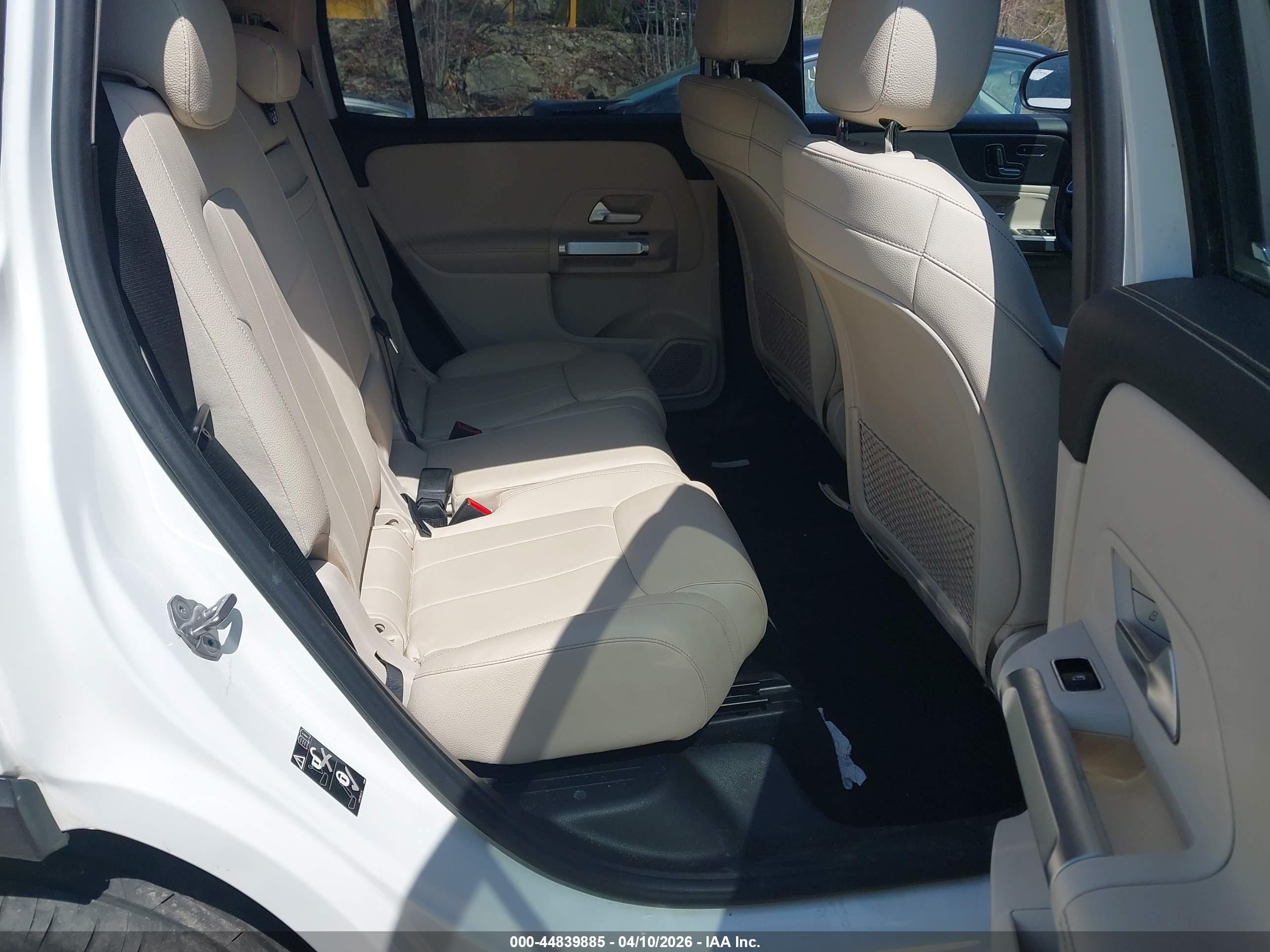 2020 Mercedes-benz Glb 250 4matic Белый vin: WDC4M4HB8LW008099