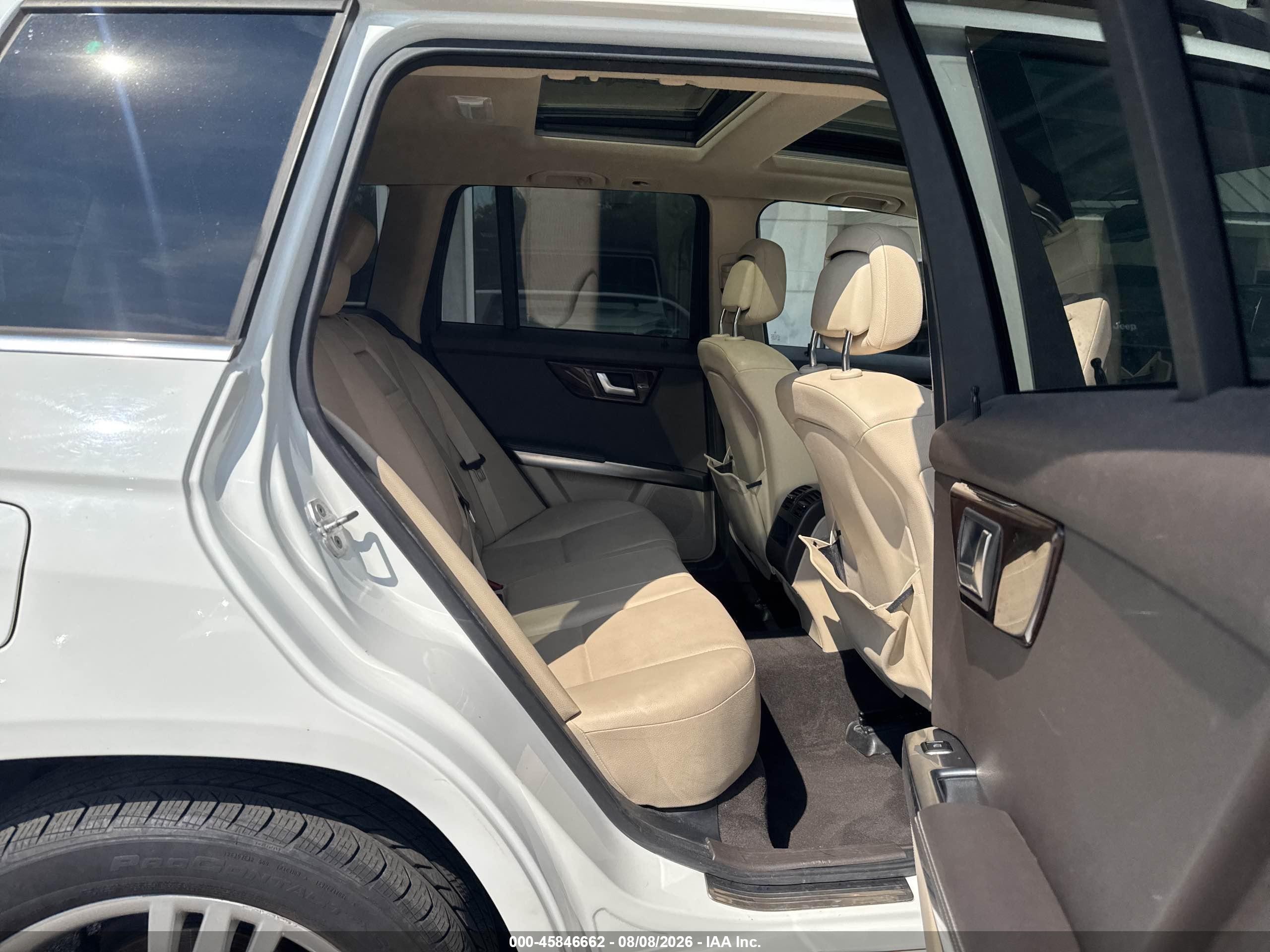 2013 Mercedes-benz Glk 250 Bluetec 4matic White vin: WDCGG0EB1DG121664