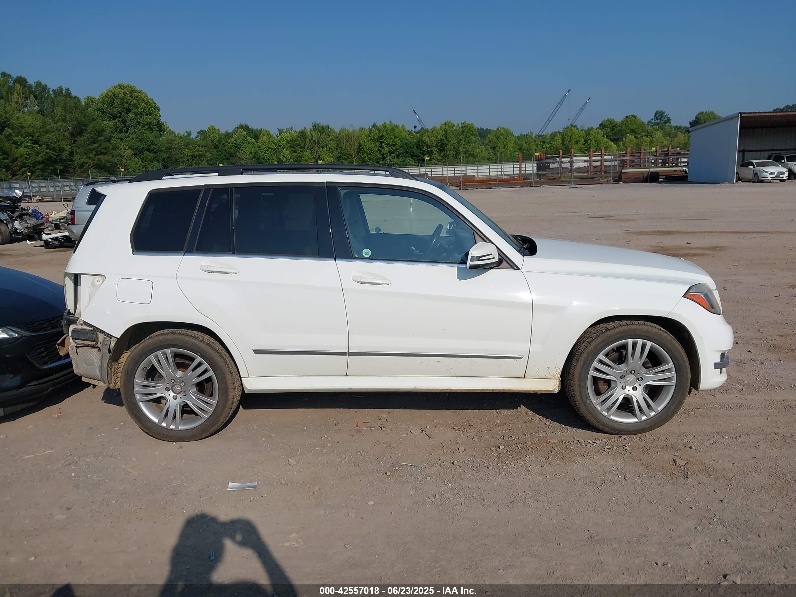 2015 Mercedes-benz Glk 250 Bluetec 4matic White vin: WDCGG0EB1FG400731