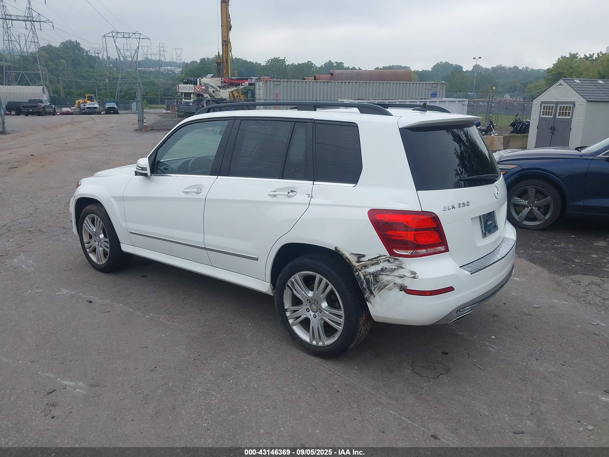 2015 Mercedes-benz Glk 250 Bluetec 4matic White vin: WDCGG0EB1FG401345