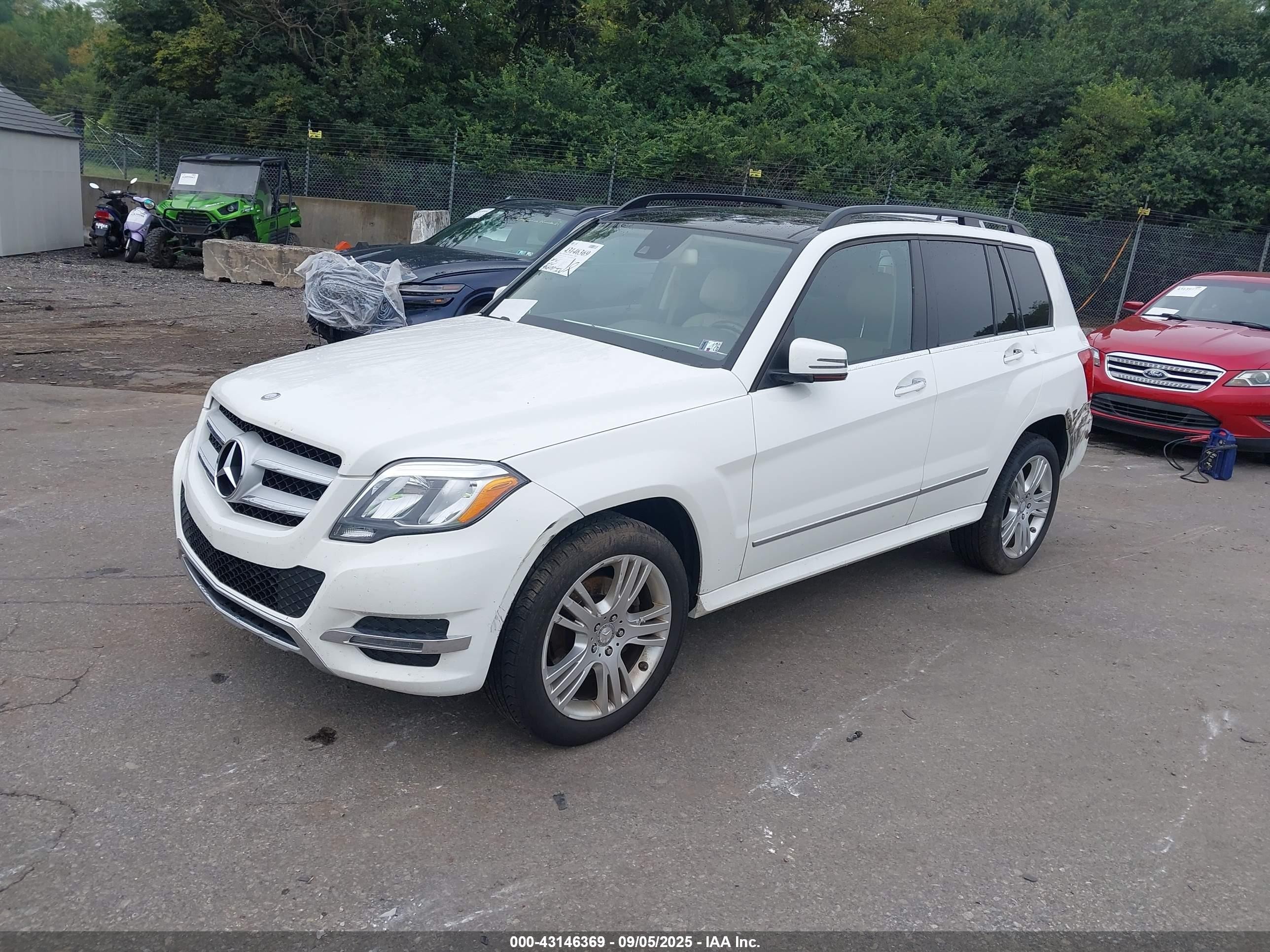 2015 Mercedes-benz Glk 250 Bluetec 4matic White vin: WDCGG0EB1FG401345