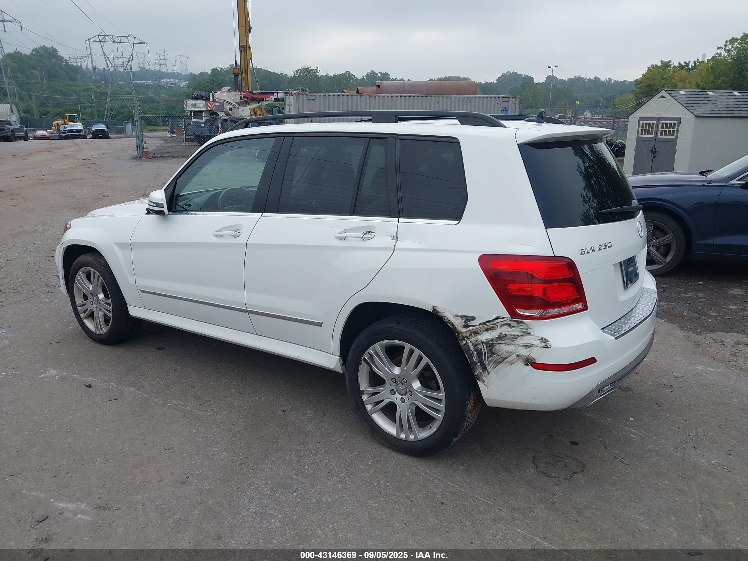 2015 Mercedes-benz Glk 250 Bluetec 4matic White vin: WDCGG0EB1FG401345