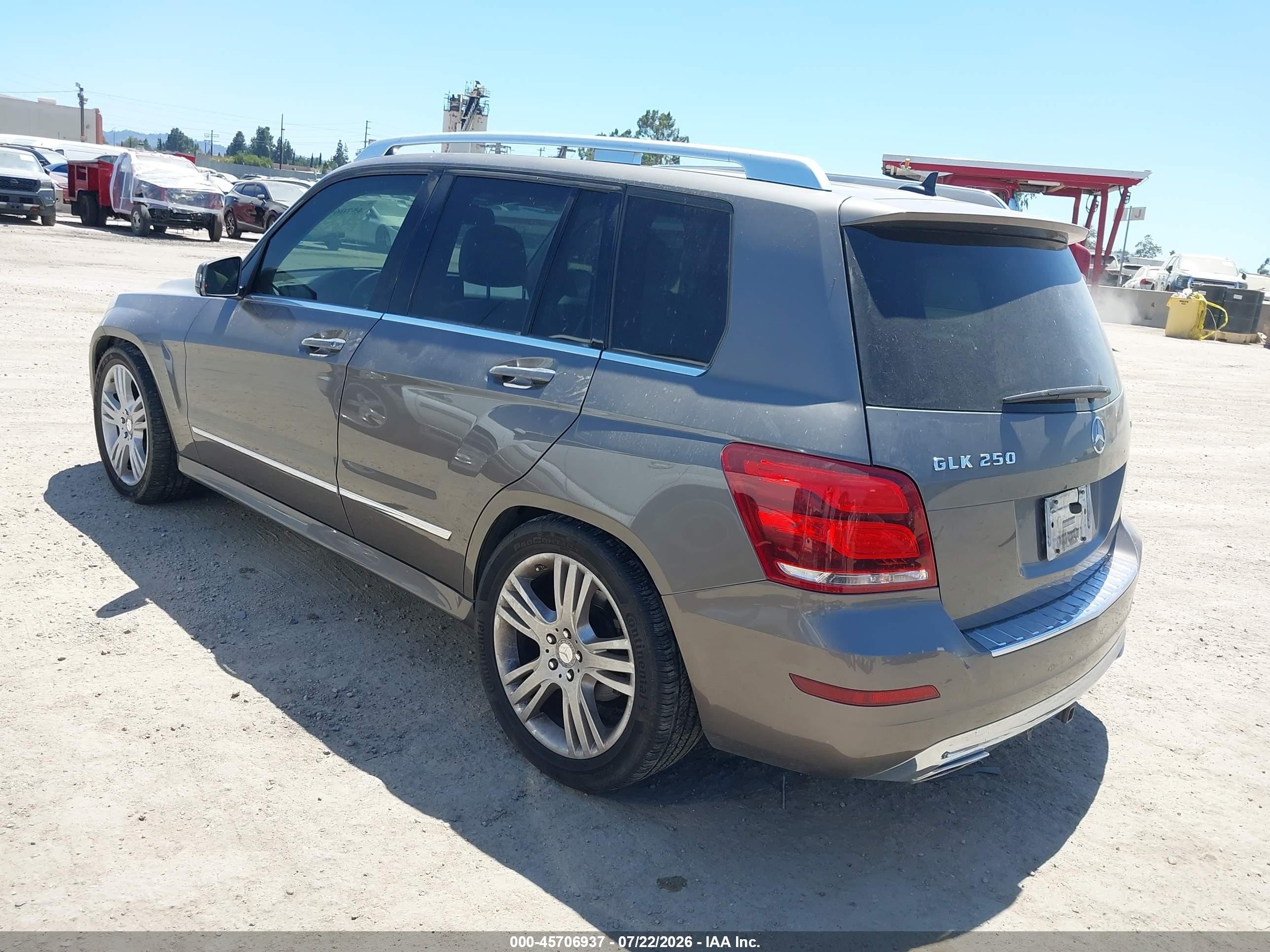 2015 Mercedes-benz Glk 250 Bluetec 4matic Brown vin: WDCGG0EB2FG380652