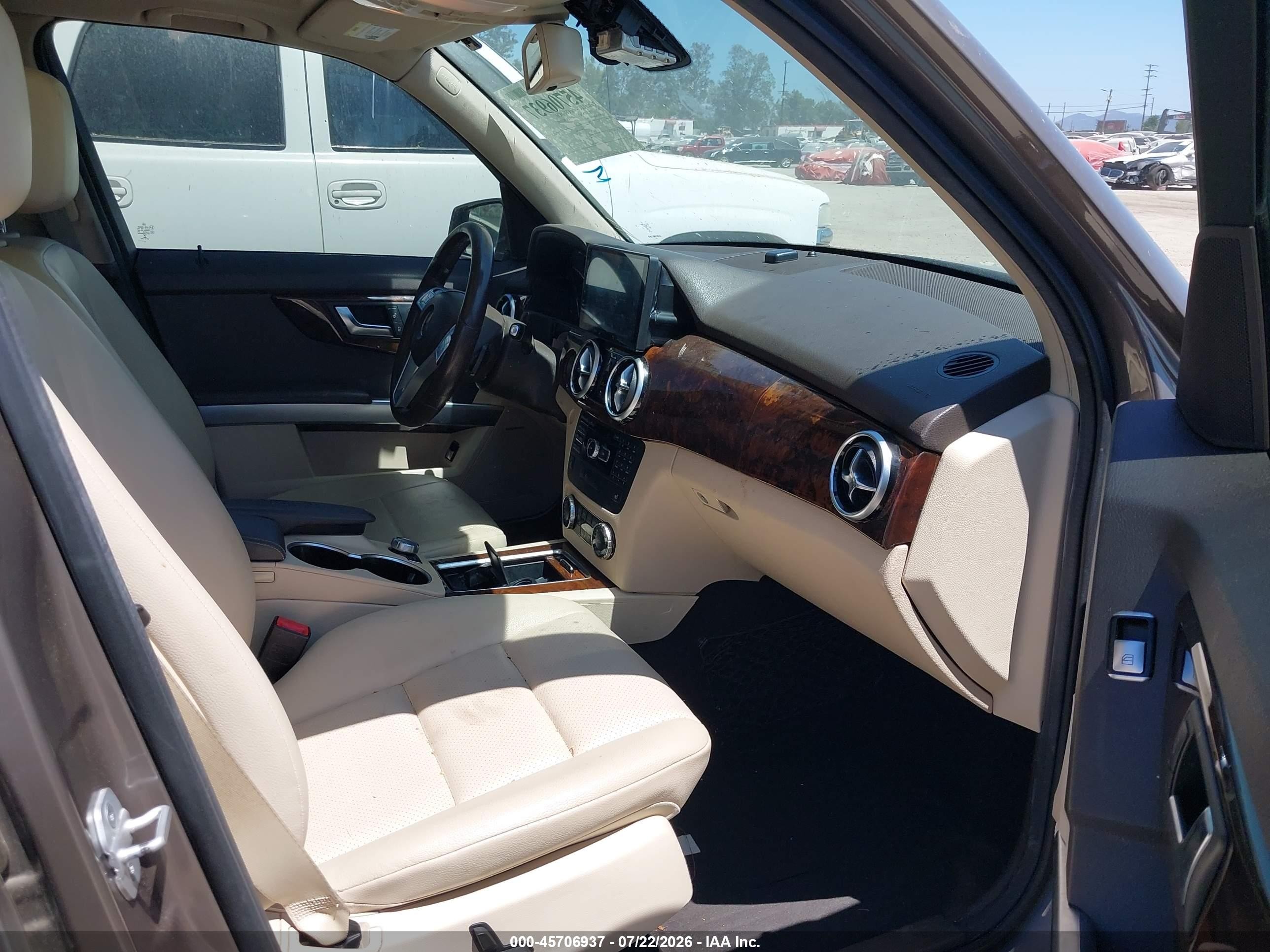 2015 Mercedes-benz Glk 250 Bluetec 4matic Brown vin: WDCGG0EB2FG380652