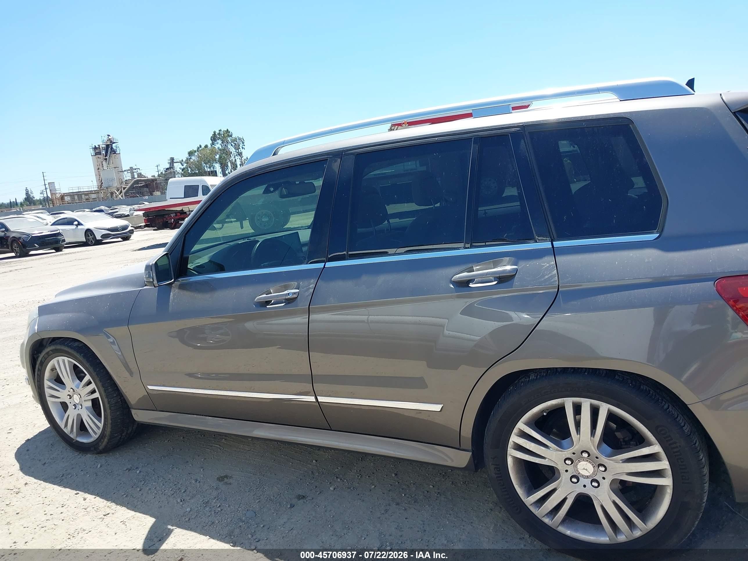 2015 Mercedes-benz Glk 250 Bluetec 4matic Brown vin: WDCGG0EB2FG380652