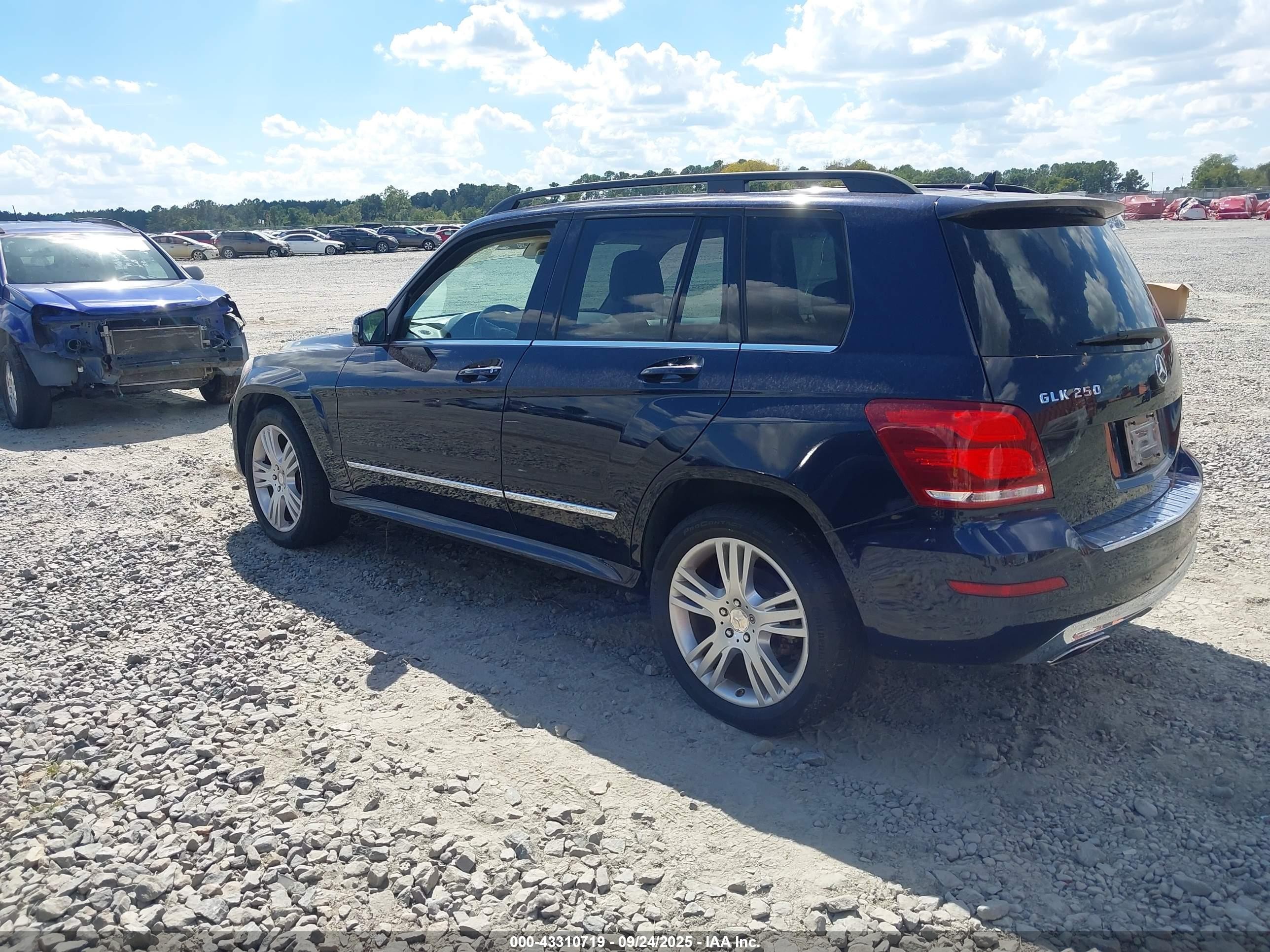 2015 Mercedes-benz Glk 250 Bluetec 4matic Dark Blue vin: WDCGG0EB2FG399847