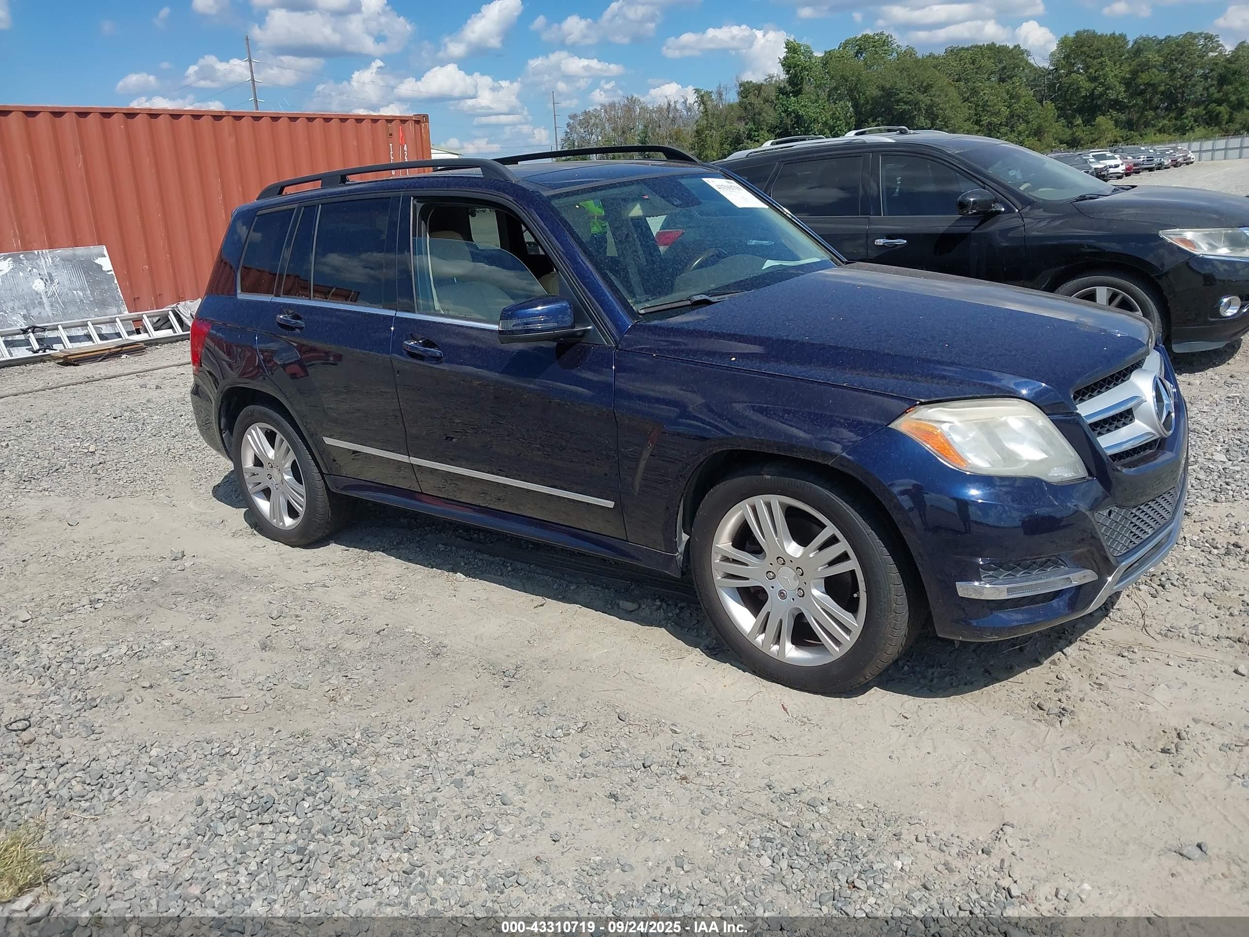 2015 Mercedes-benz Glk 250 Bluetec 4matic Dark Blue vin: WDCGG0EB2FG399847
