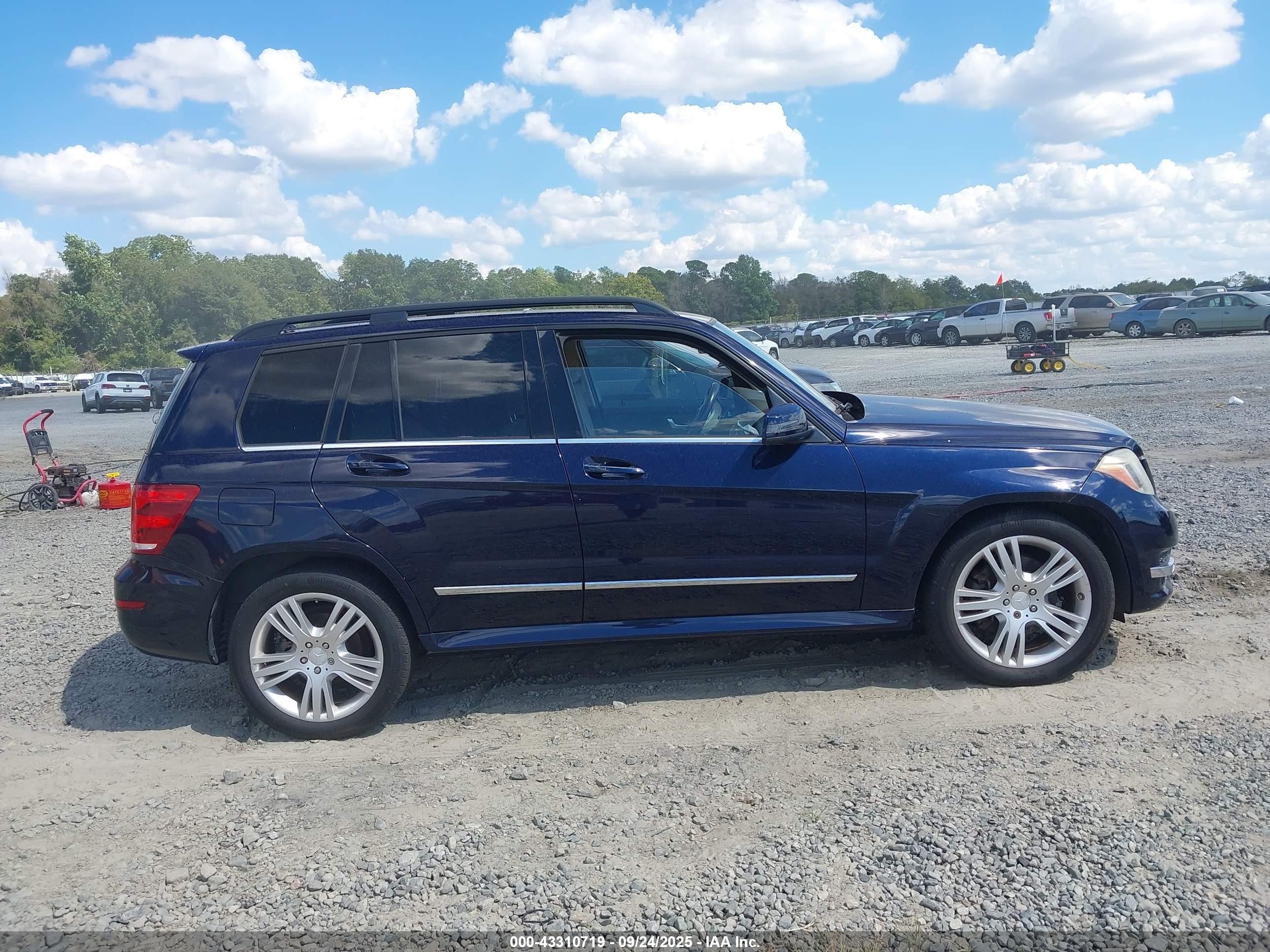 2015 Mercedes-benz Glk 250 Bluetec 4matic Dark Blue vin: WDCGG0EB2FG399847