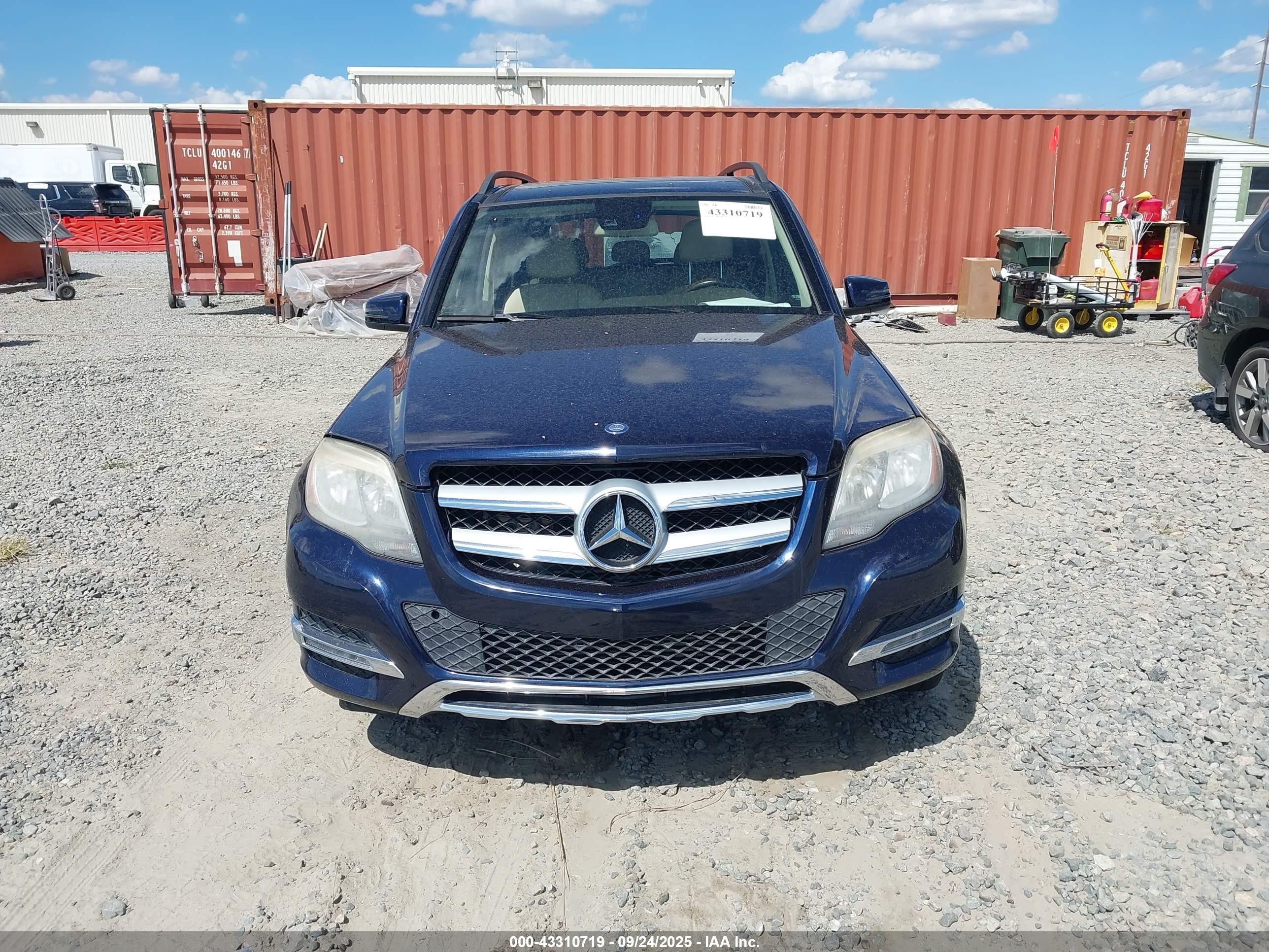2015 Mercedes-benz Glk 250 Bluetec 4matic Dark Blue vin: WDCGG0EB2FG399847