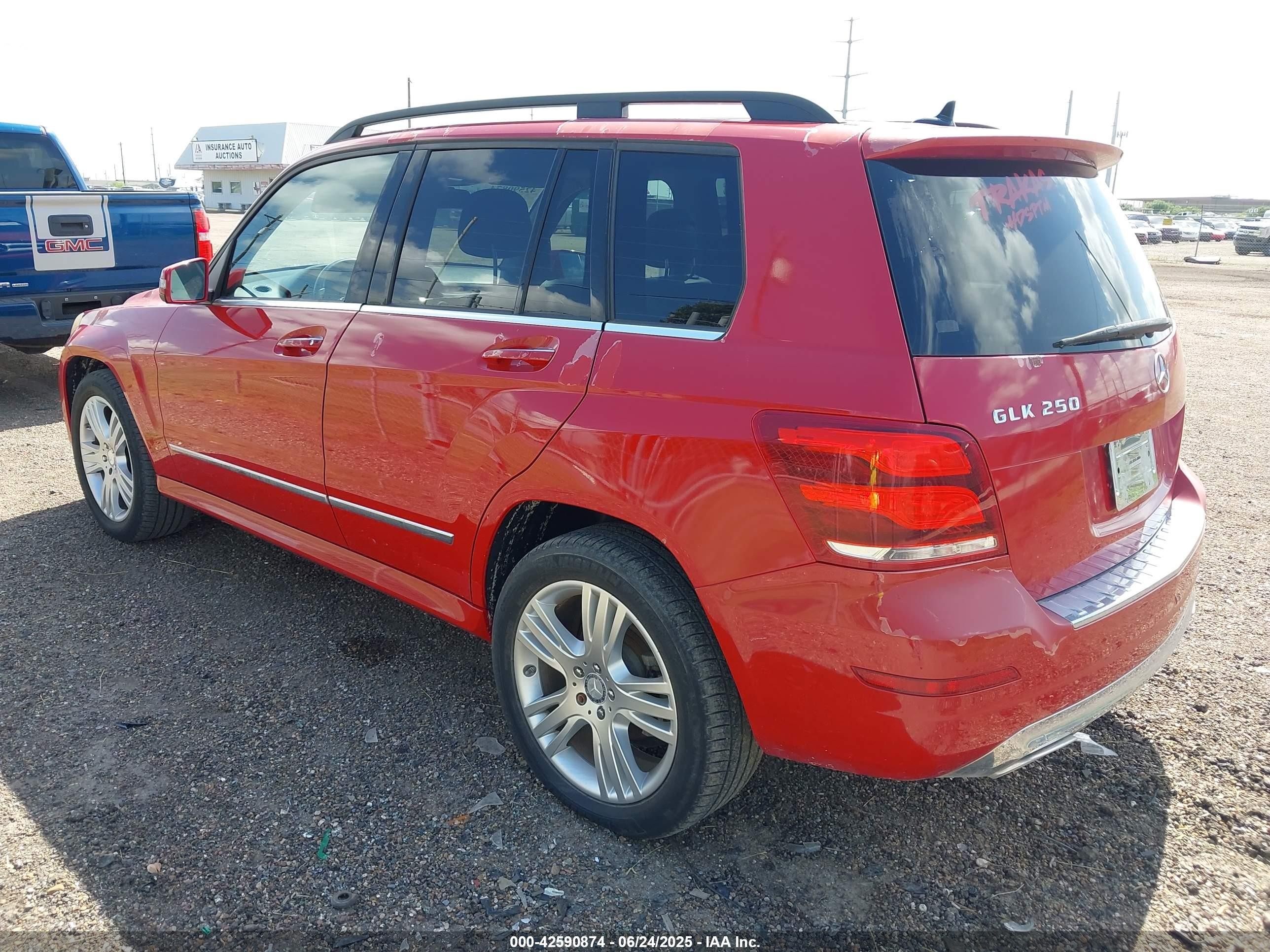 2015 Mercedes-benz Glk 250 Bluetec 4matic Red vin: WDCGG0EB2FG407428