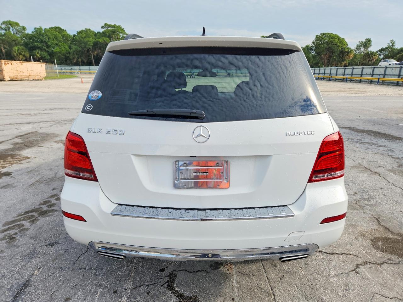 2014 Mercedes-benz Glk 250 Bluetec White vin: WDCGG0EB4EG331323